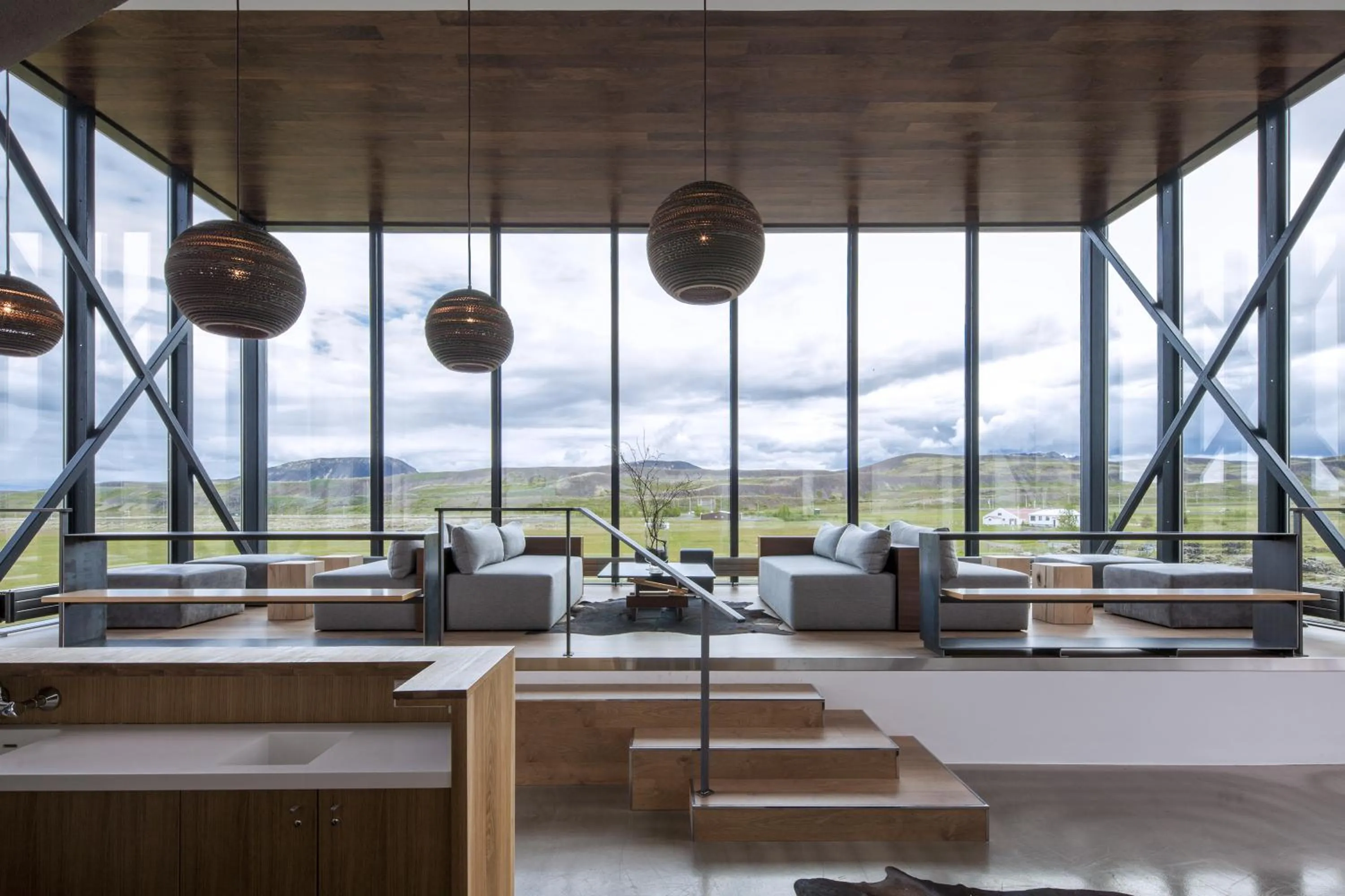Lounge or bar in ION Adventure Hotel, Nesjavellir, a Member of Design Hotels