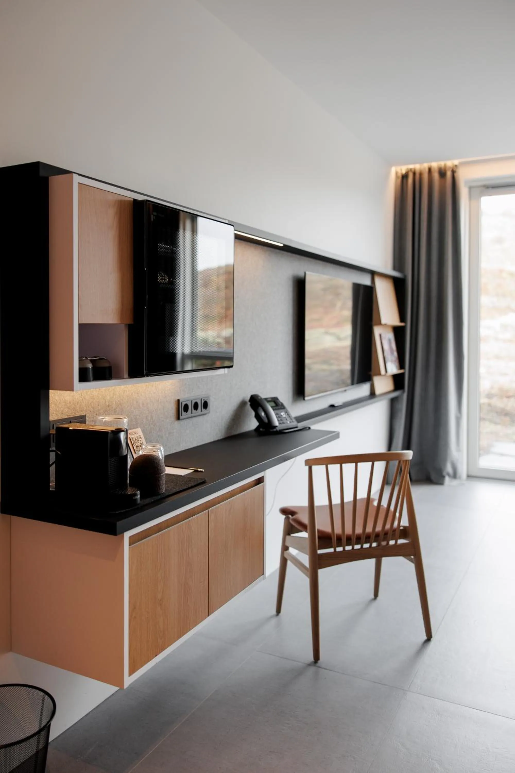 TV and multimedia in ION Adventure Hotel, Nesjavellir, a Member of Design Hotels