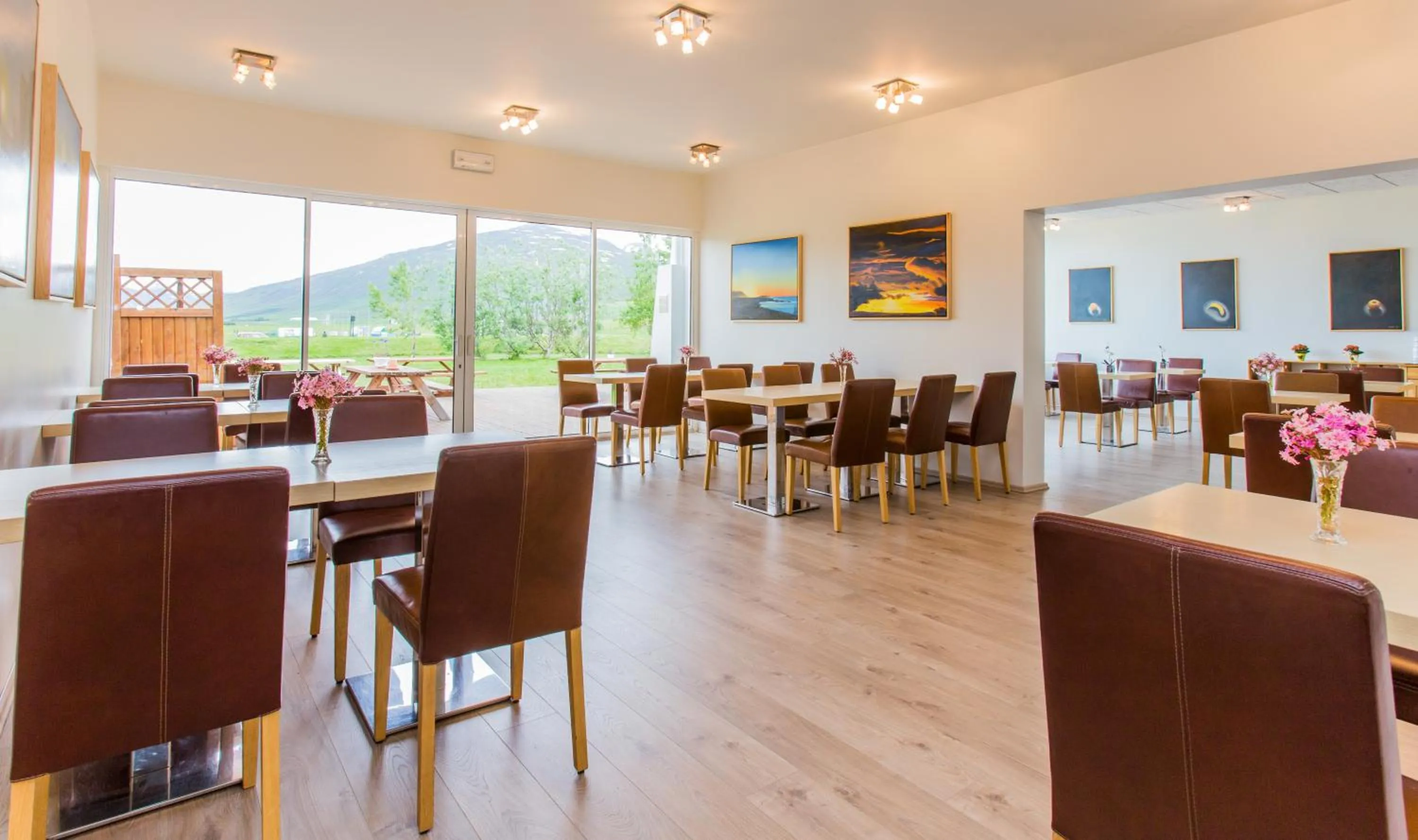 Restaurant/places to eat in Hótel Dalvík