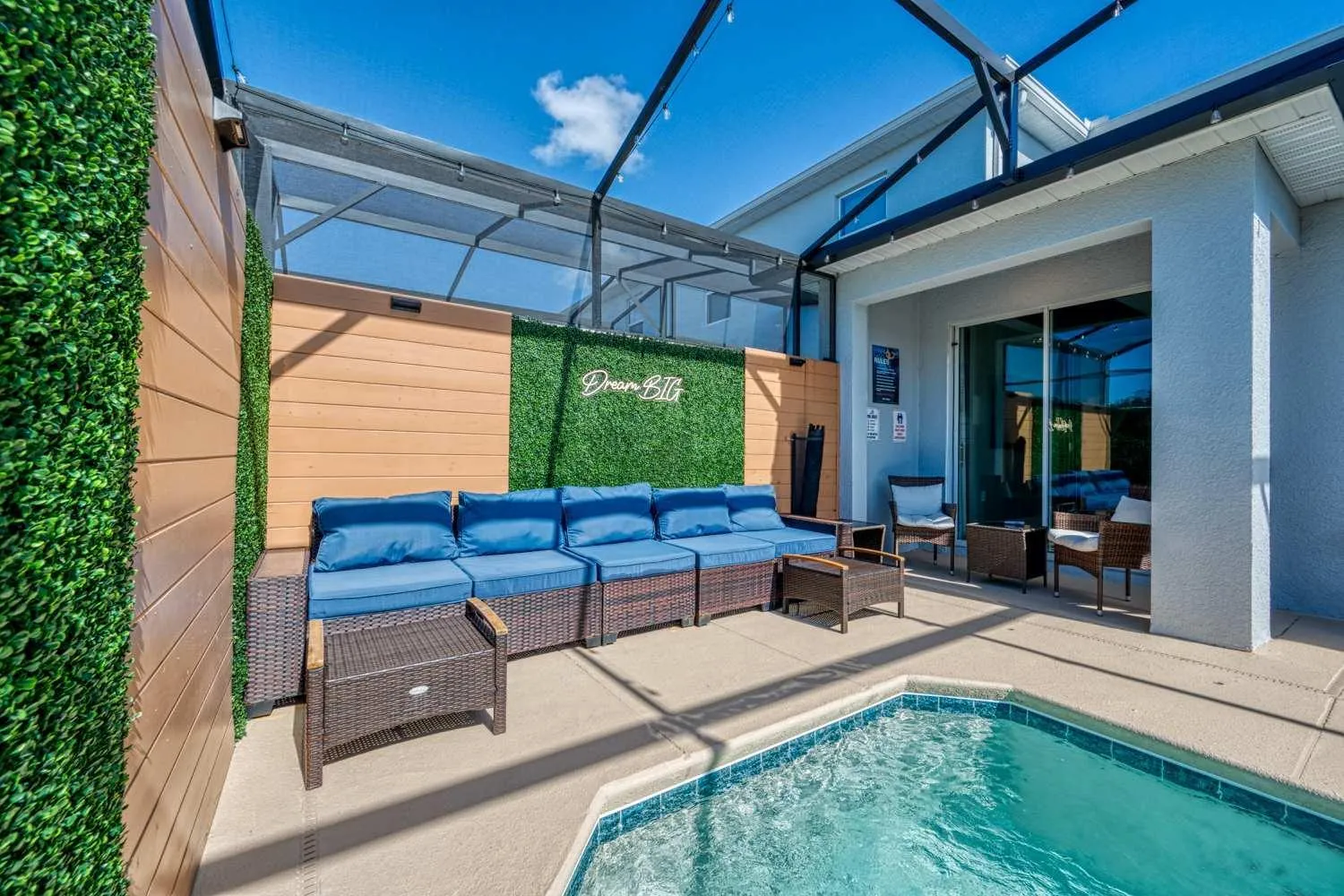 Brand New Corner Lot Pond View Vacation Home