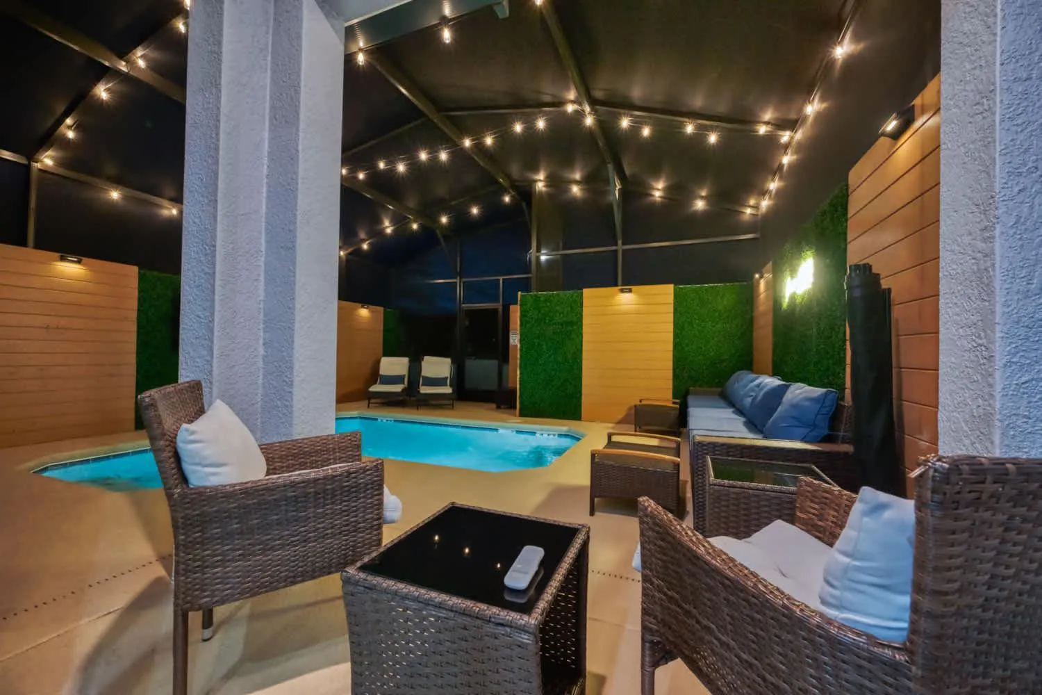 Brand New Corner Lot Pond View Vacation Home