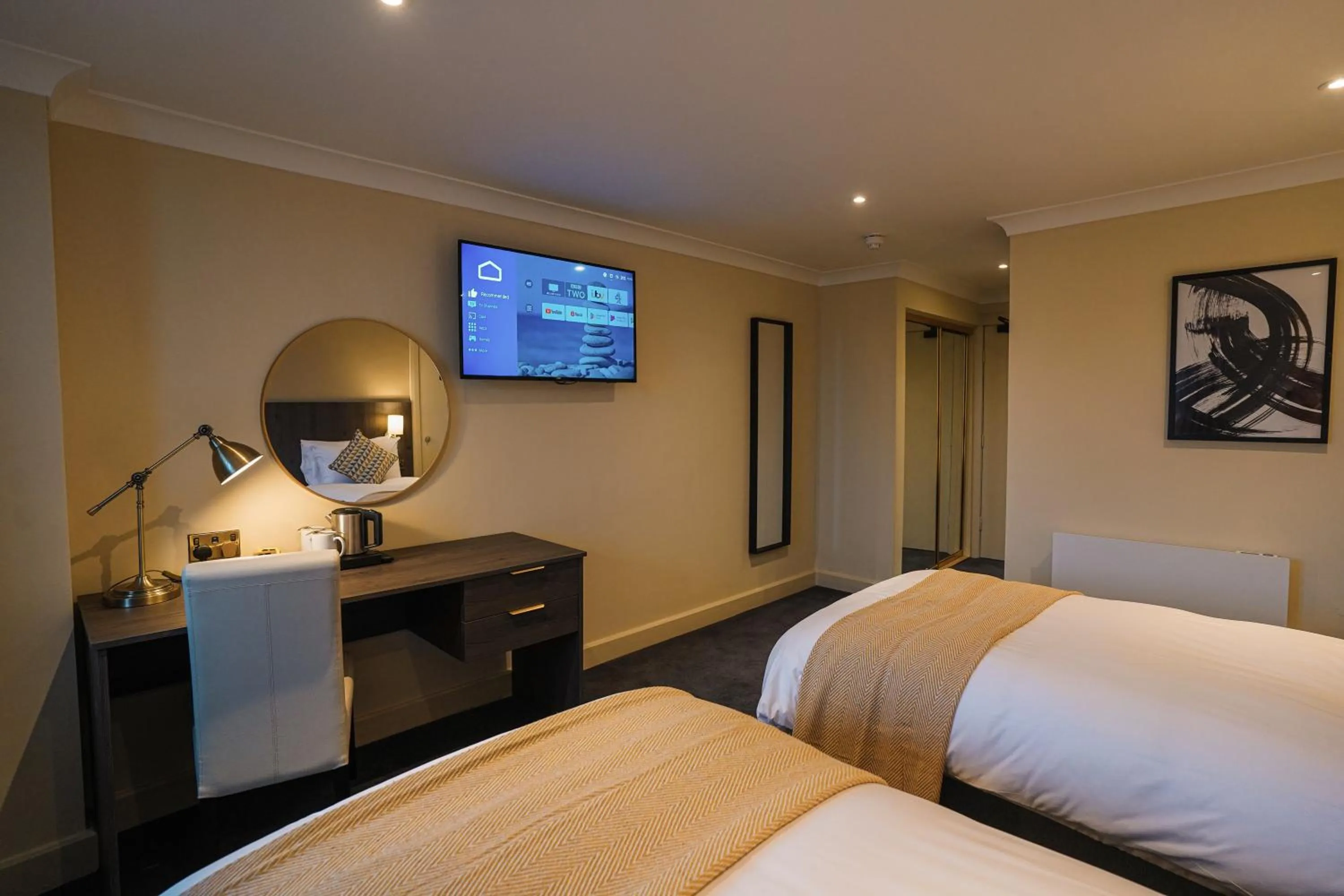 TV and multimedia, Bed in Park hall Hotel & Spa Lancashire, a member of Radisson Individuals