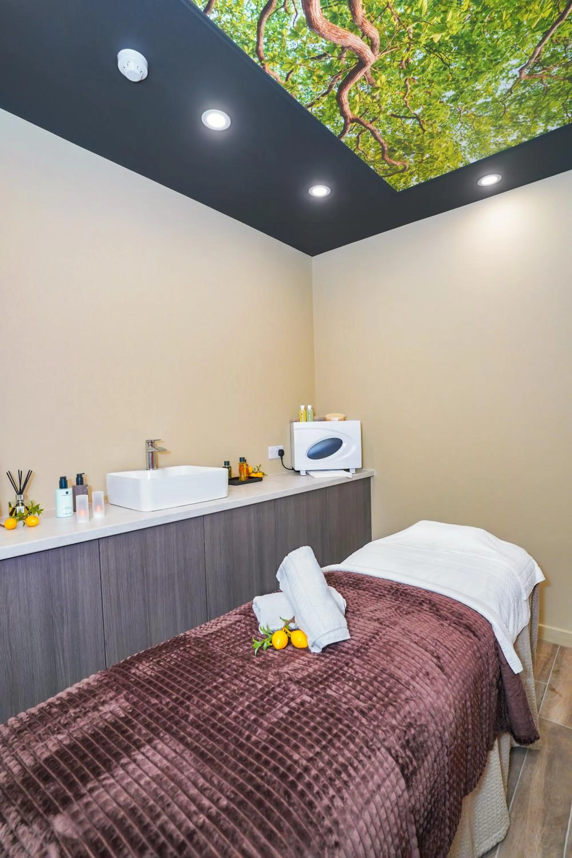 Massage, Bed in Park hall Hotel & Spa Lancashire, a member of Radisson Individuals