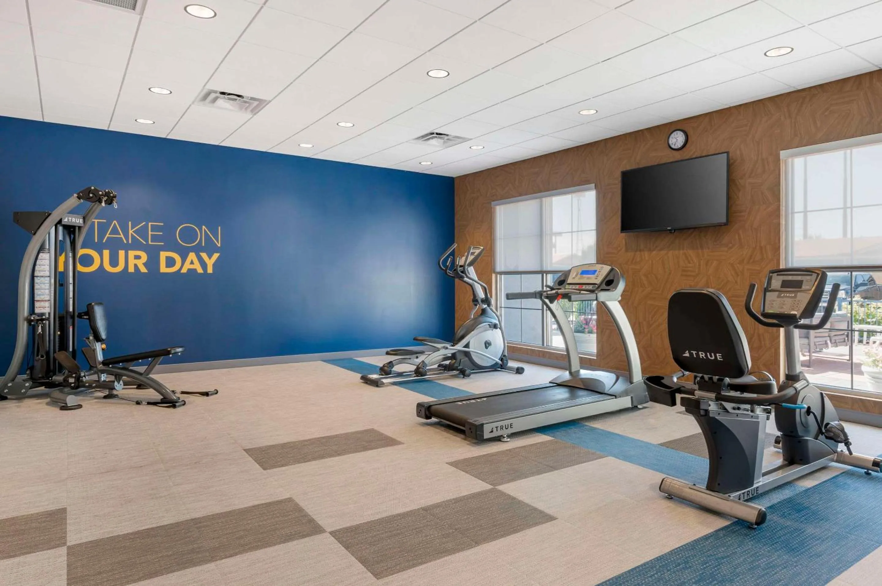 Fitness centre/facilities in Comfort Suites