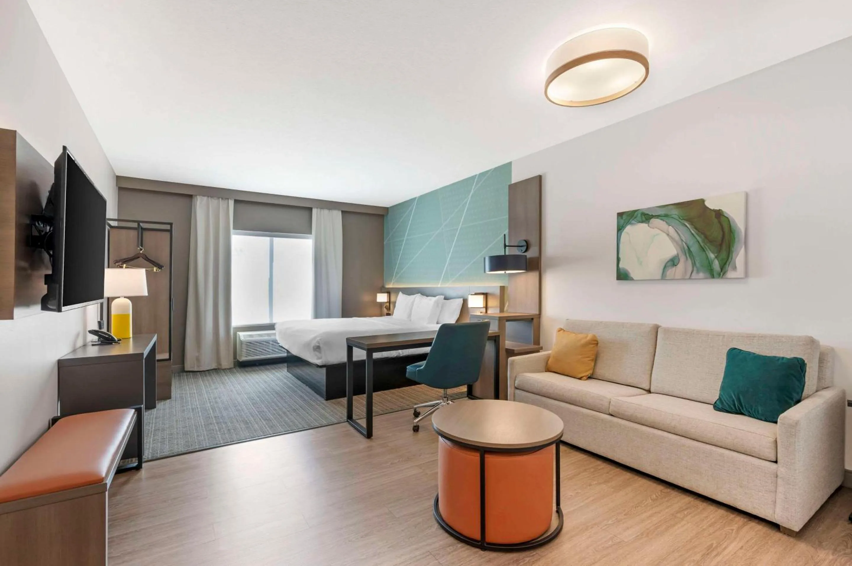 Bedroom in Comfort Suites