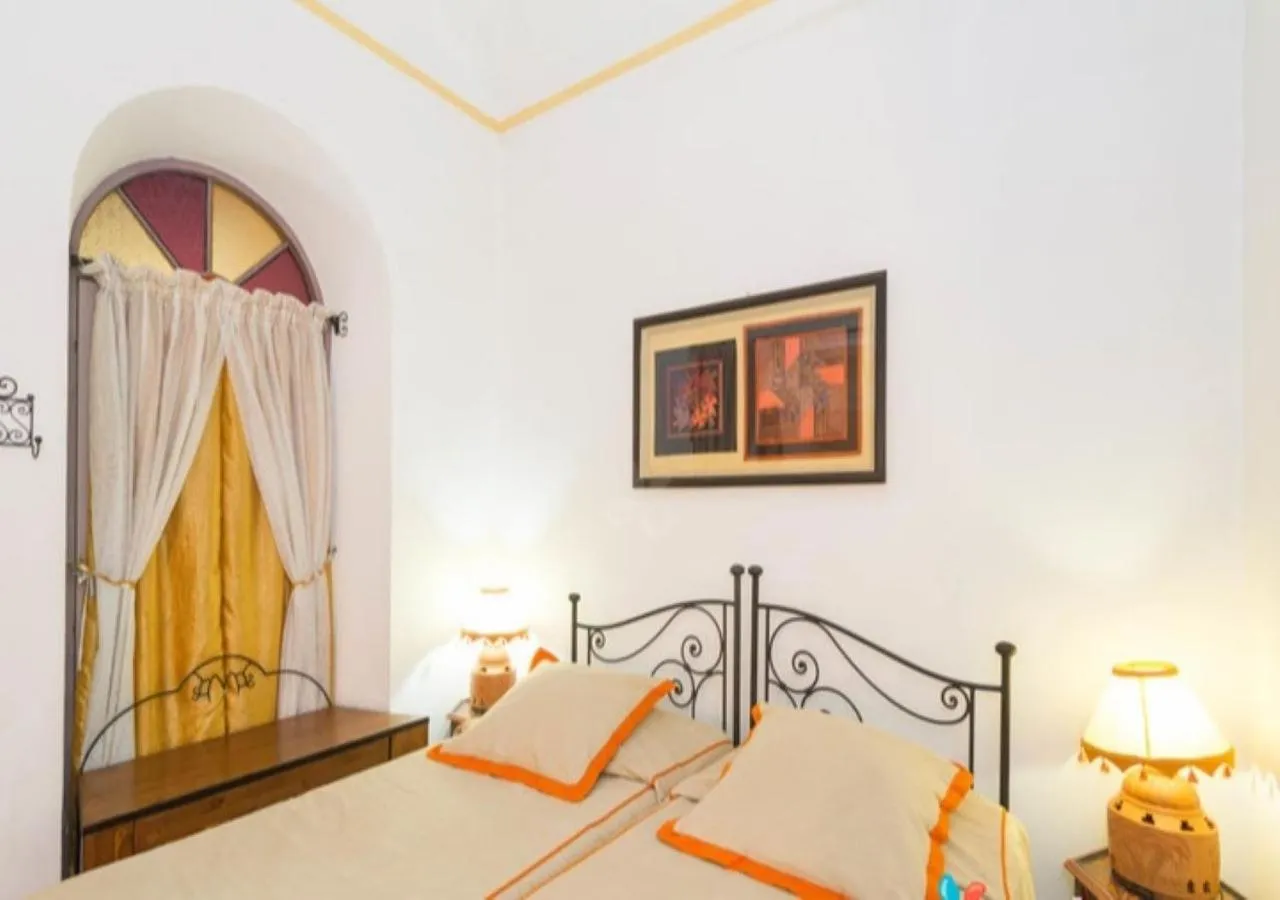 Photo of the whole room, Bed in Riad Maison Arabo-Andalouse