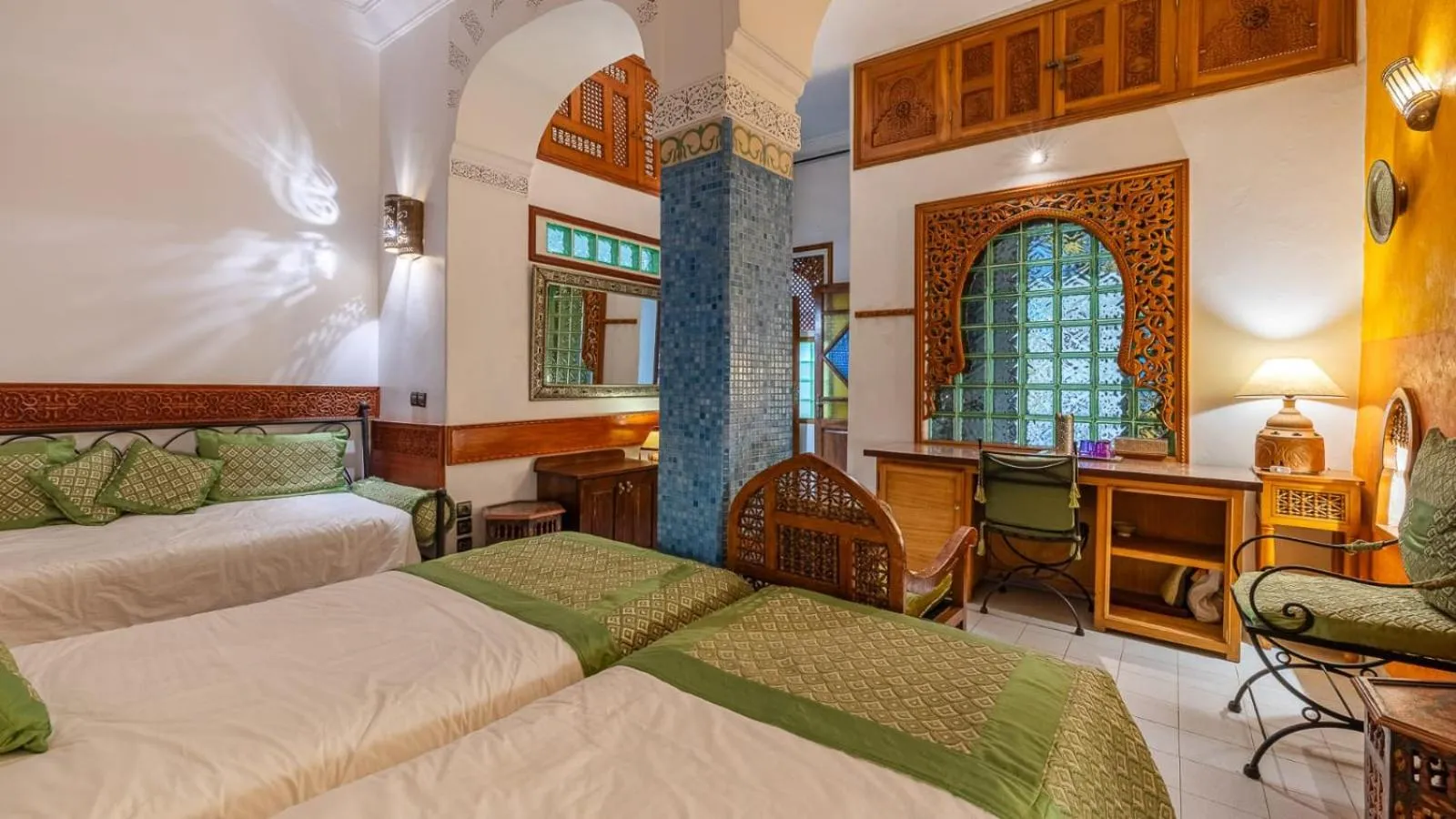 Photo of the whole room, Bed in Riad Maison Arabo-Andalouse