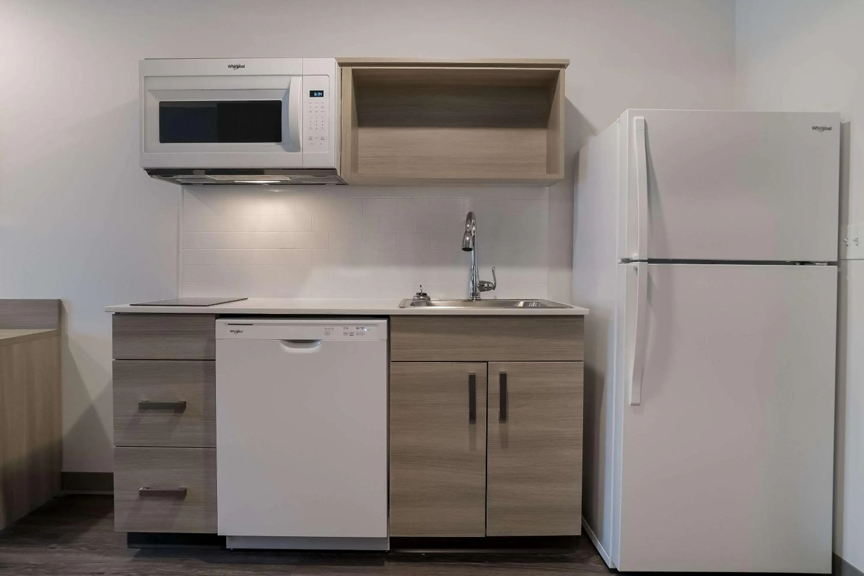 Kitchen or kitchenette in WoodSpring Suites Detroit Sterling Heights