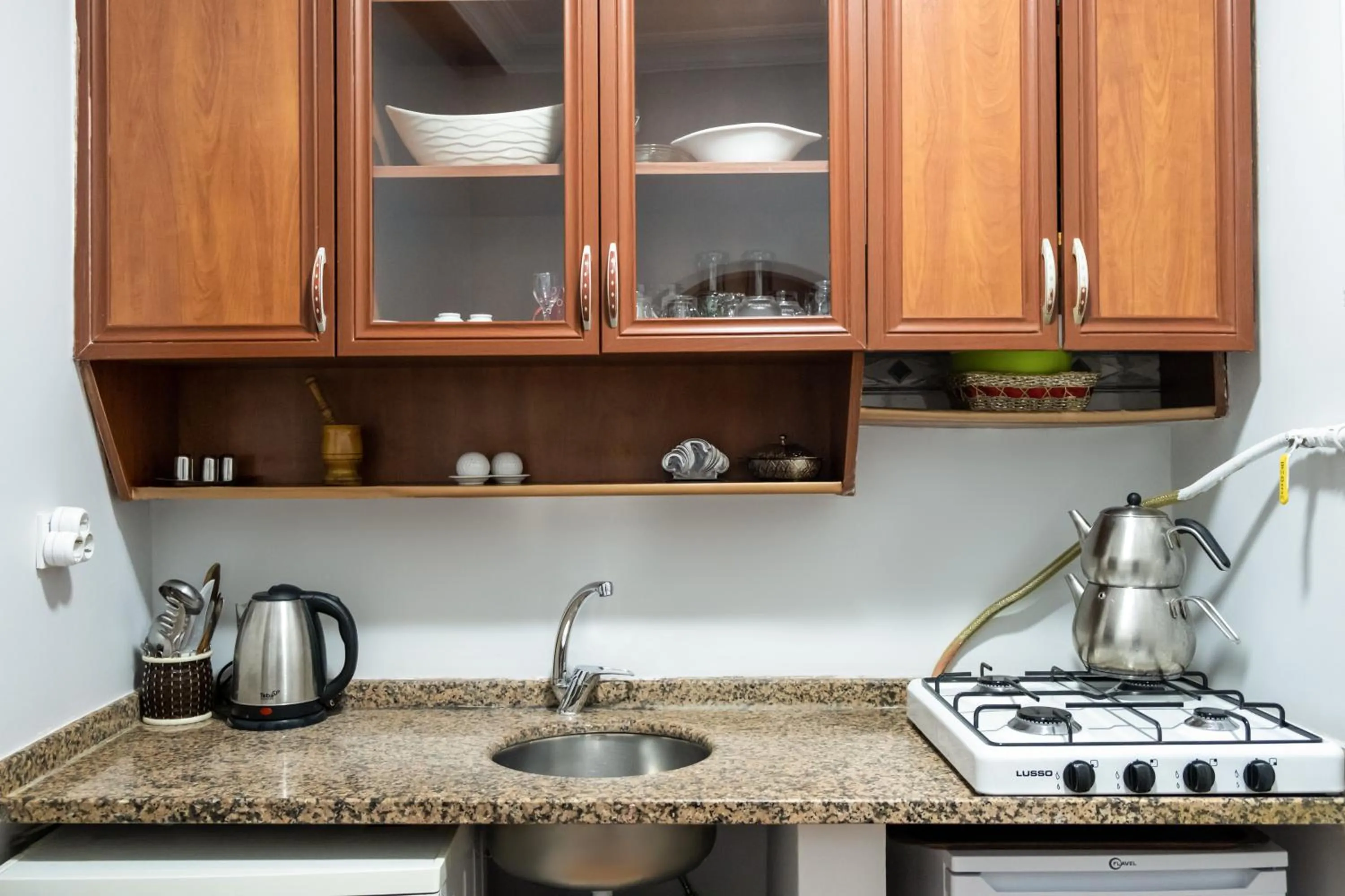 Coffee/tea facilities in İSTANBLUE TAKSİM APART HOTEL