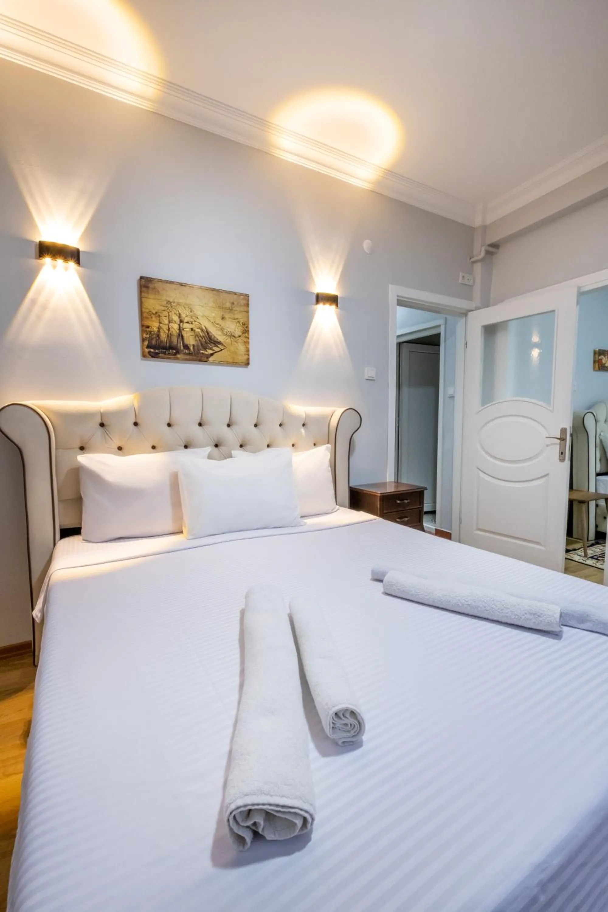 Bed in İSTANBLUE TAKSİM APART HOTEL