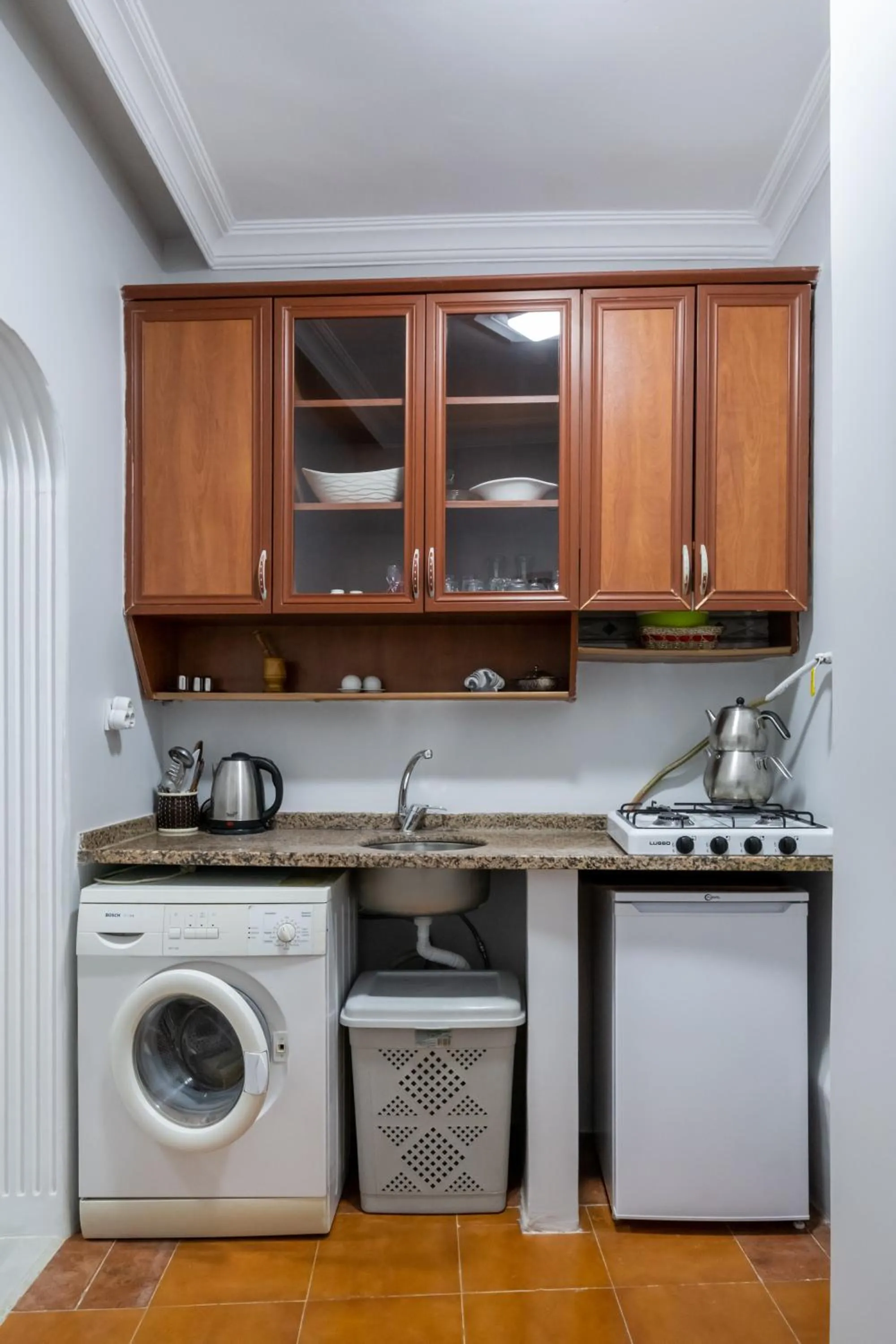 Kitchen or kitchenette in İSTANBLUE TAKSİM APART HOTEL