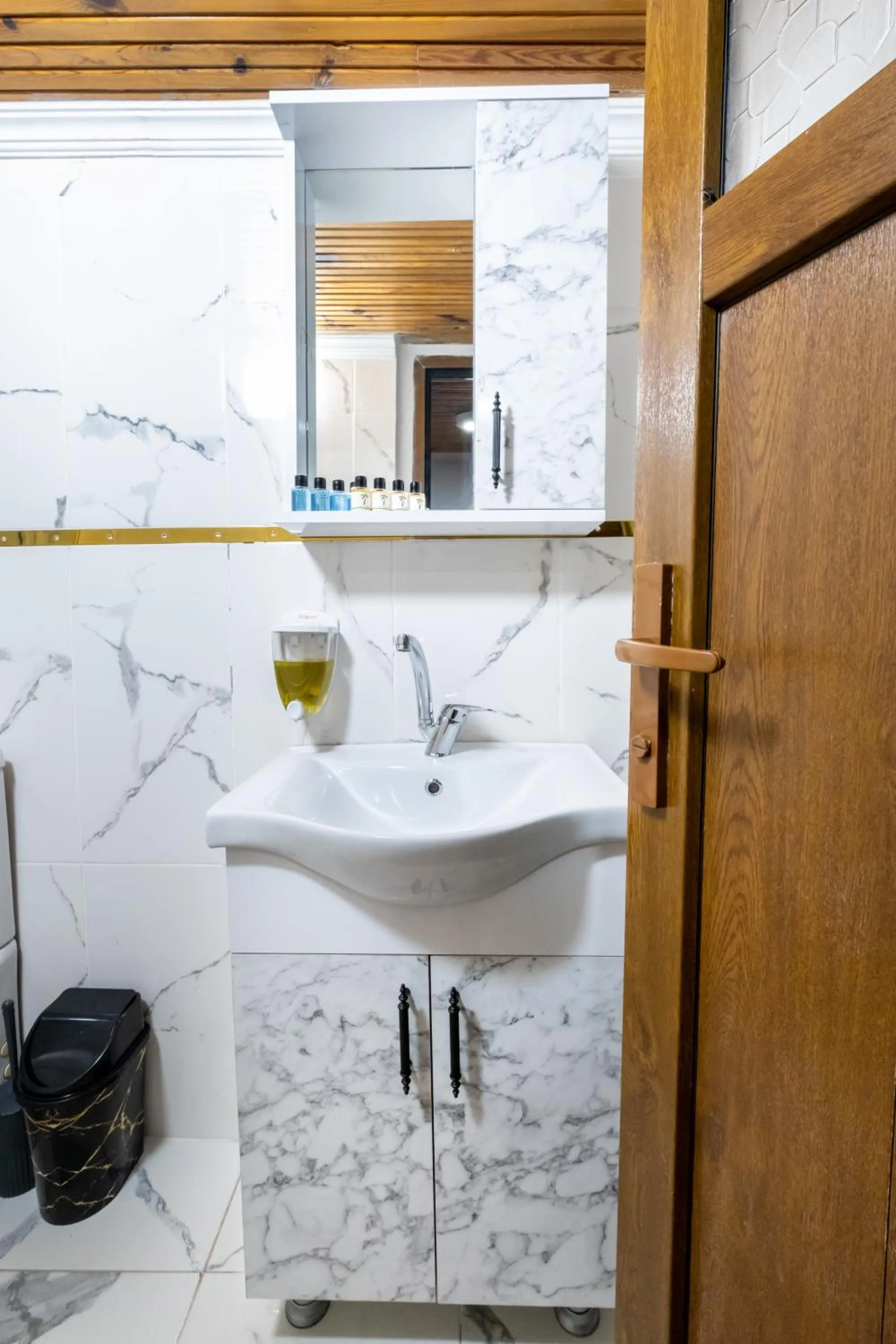 Bathroom in İSTANBLUE TAKSİM APART HOTEL