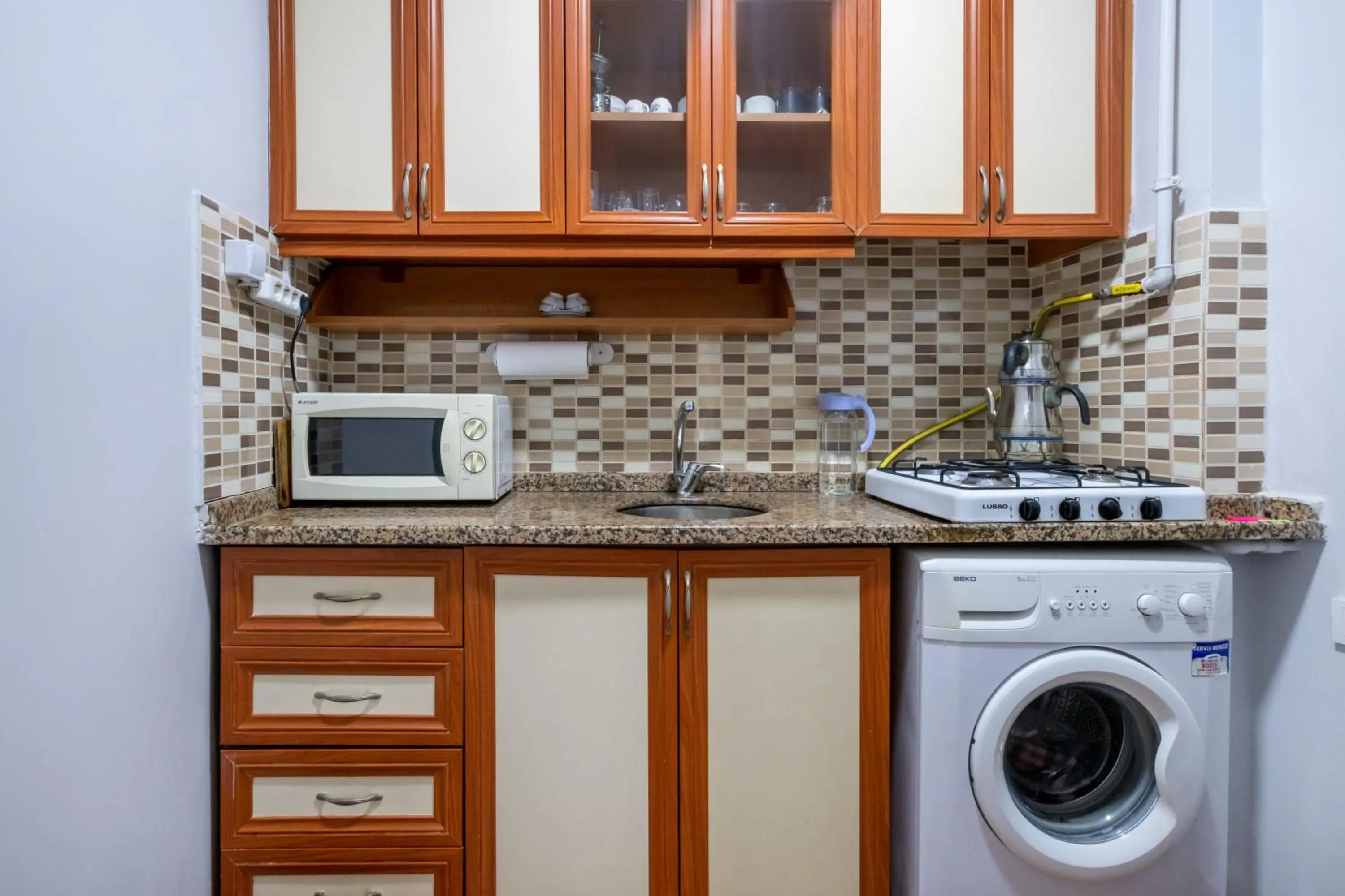 Kitchen or kitchenette in İSTANBLUE TAKSİM APART HOTEL