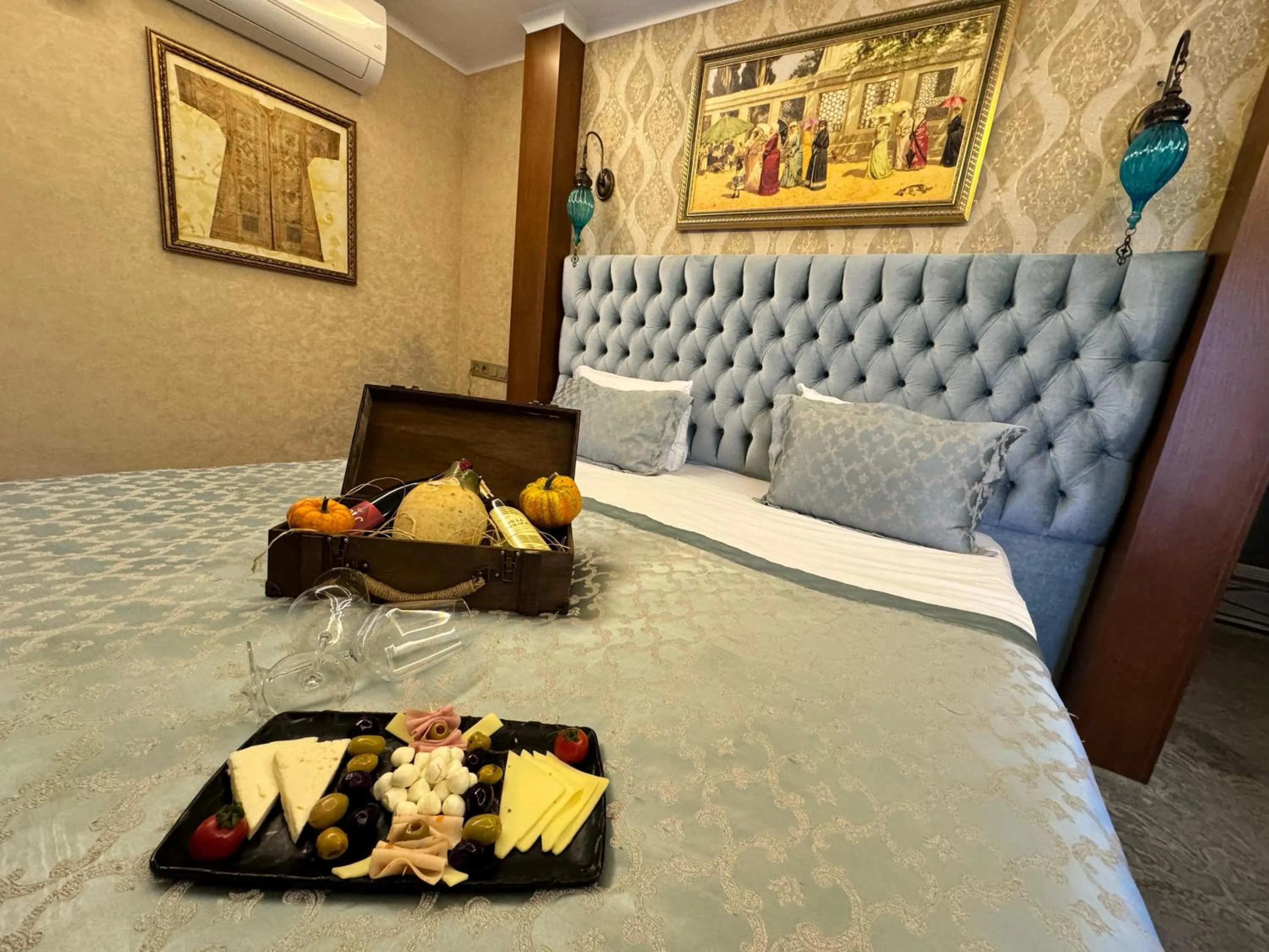 Bed in Hotel Bon Hagia Sophia