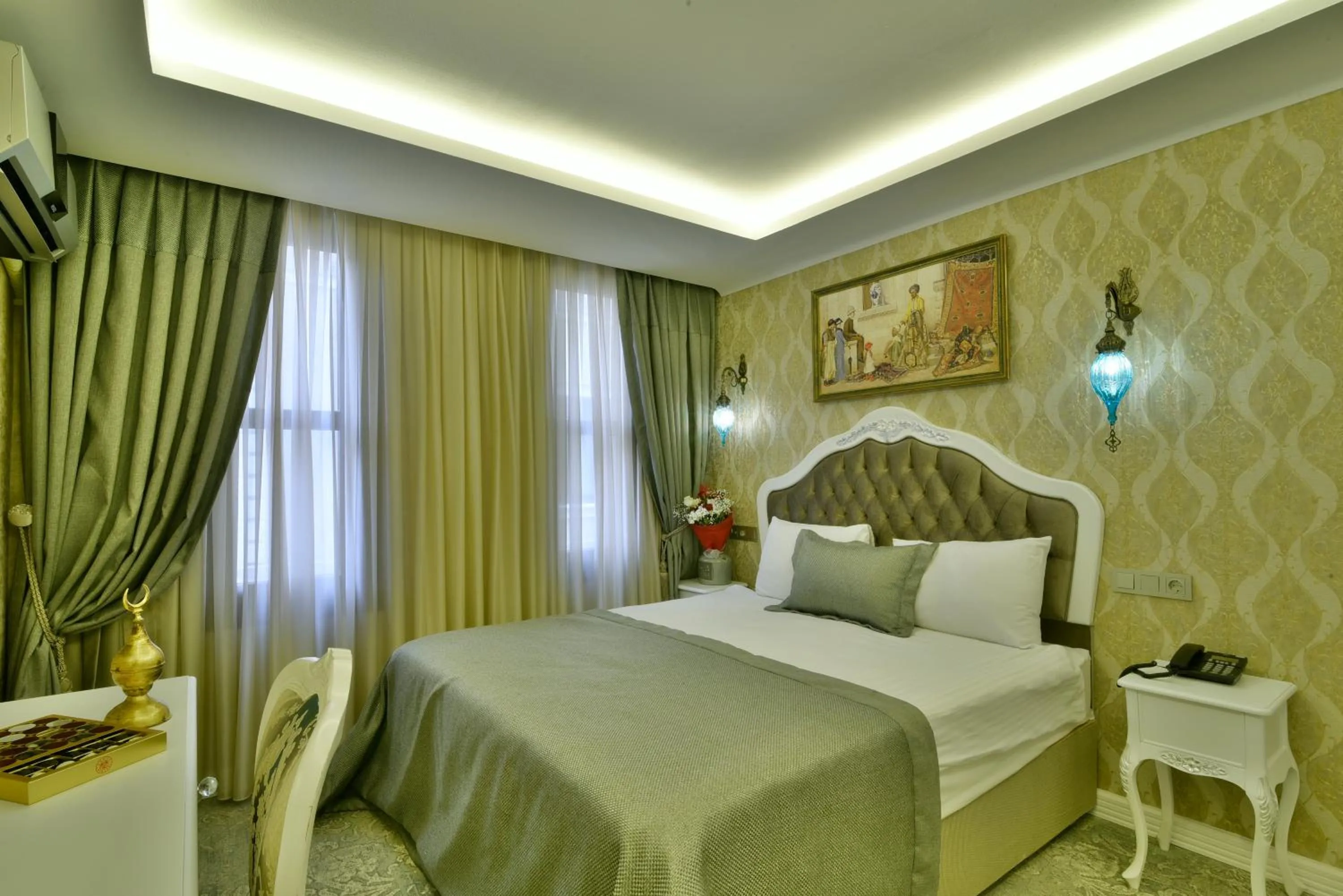 Bedroom, Bed in Hotel Bon Hagia Sophia