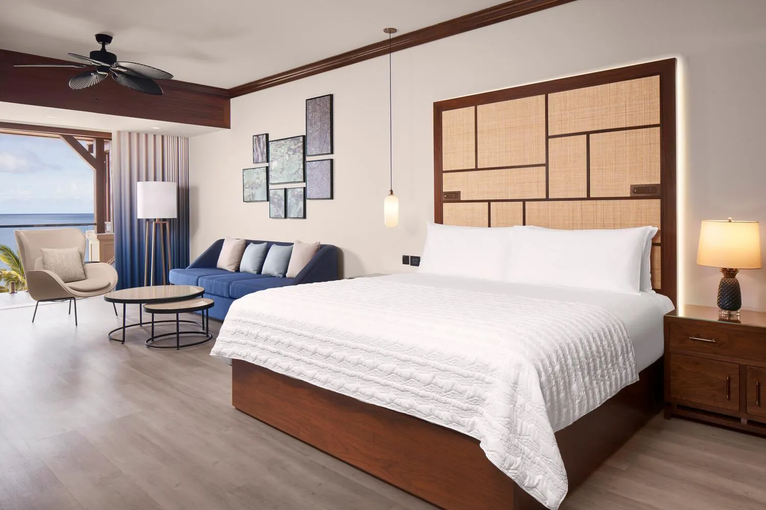 Bedroom, Bed in Le Meridien Ile Maurice