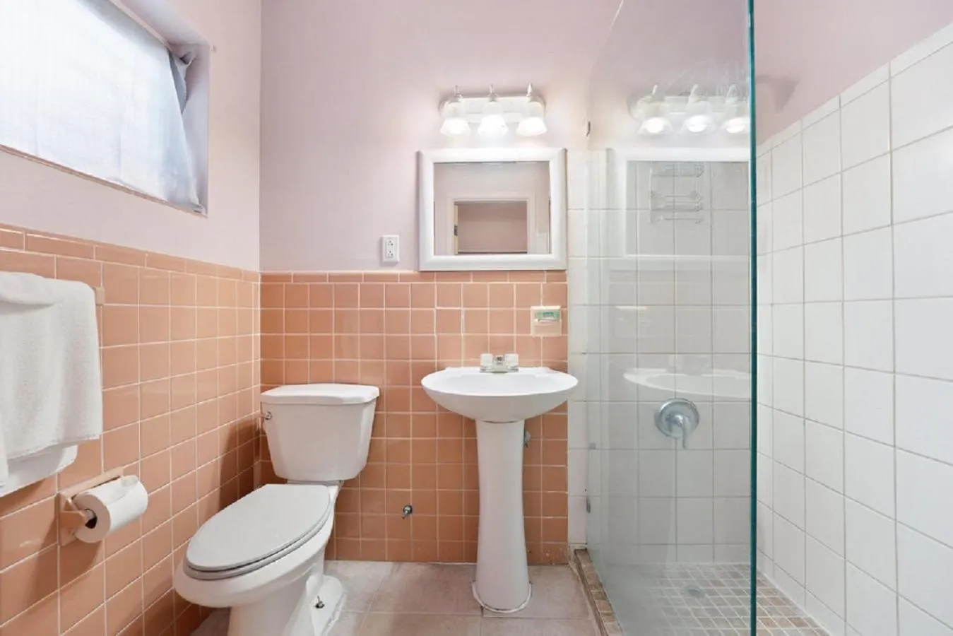 Bathroom in Sky Islands Beach