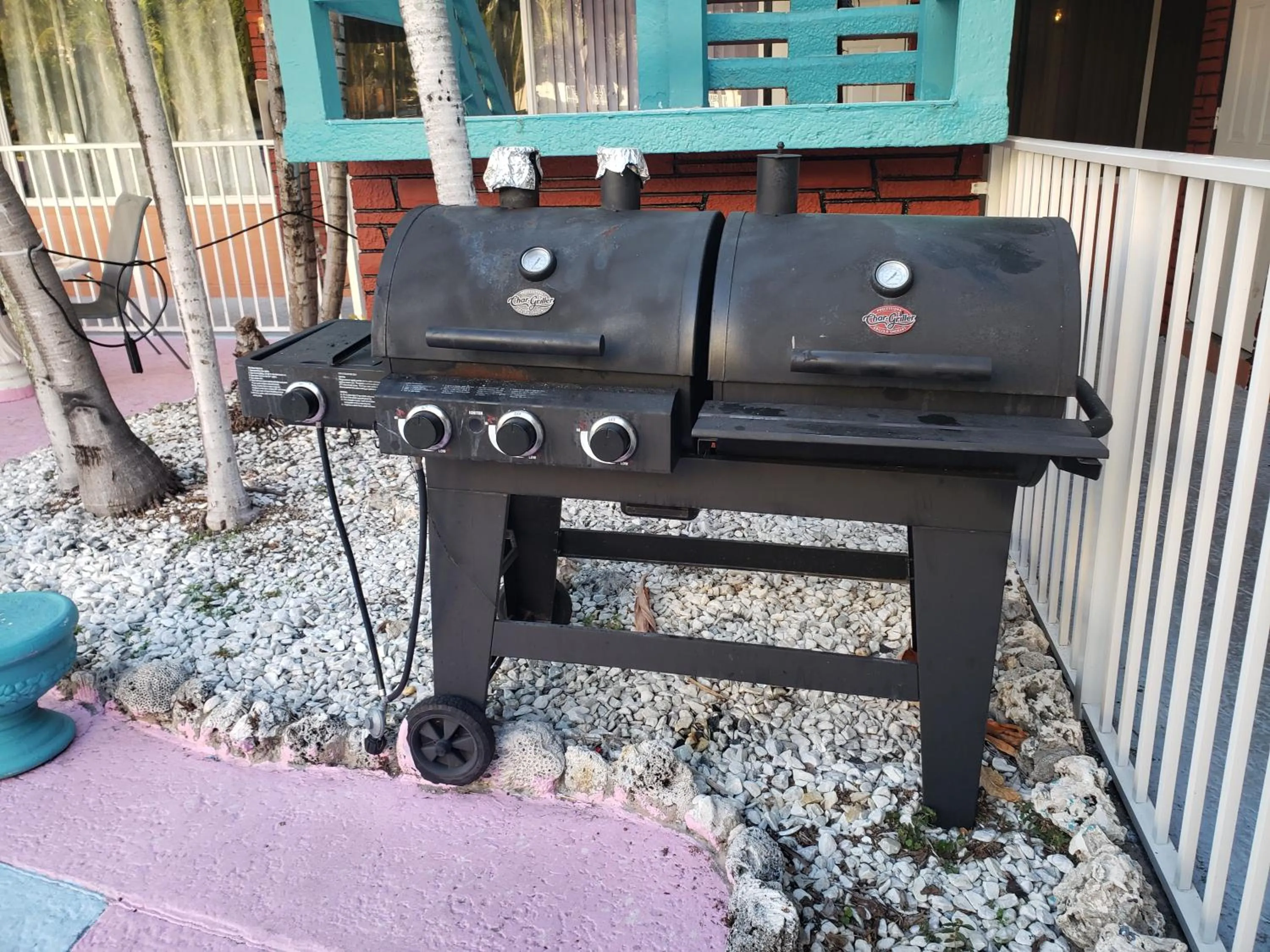 BBQ facilities in Sky Islands Beach