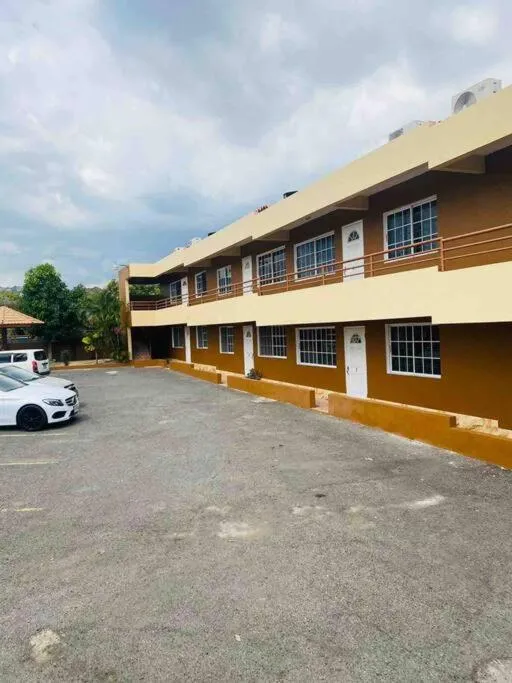 Blissett Apt, Your Jamaican Home