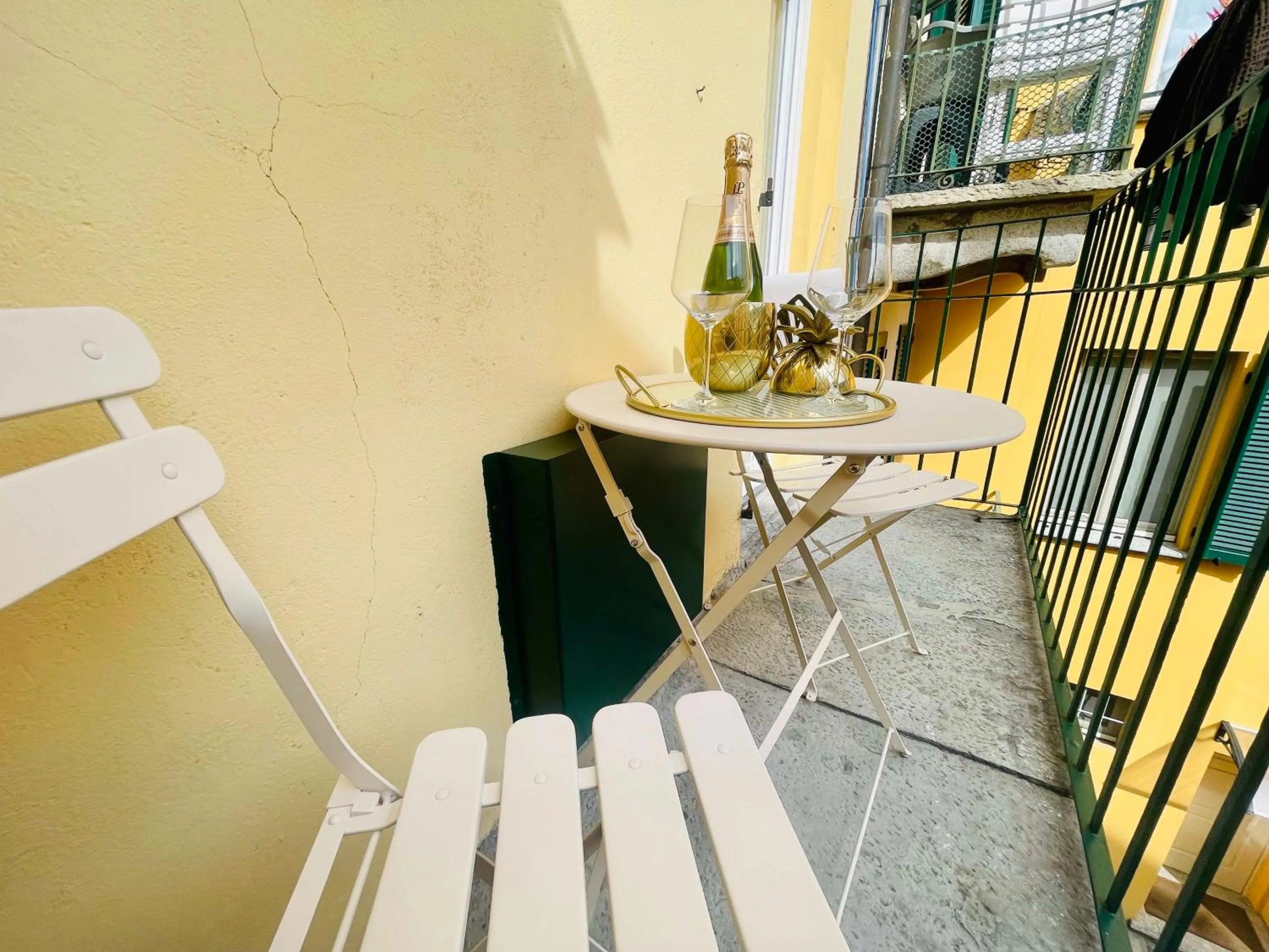 Balcony/Terrace in Bellagio Luxury Suites Apartments