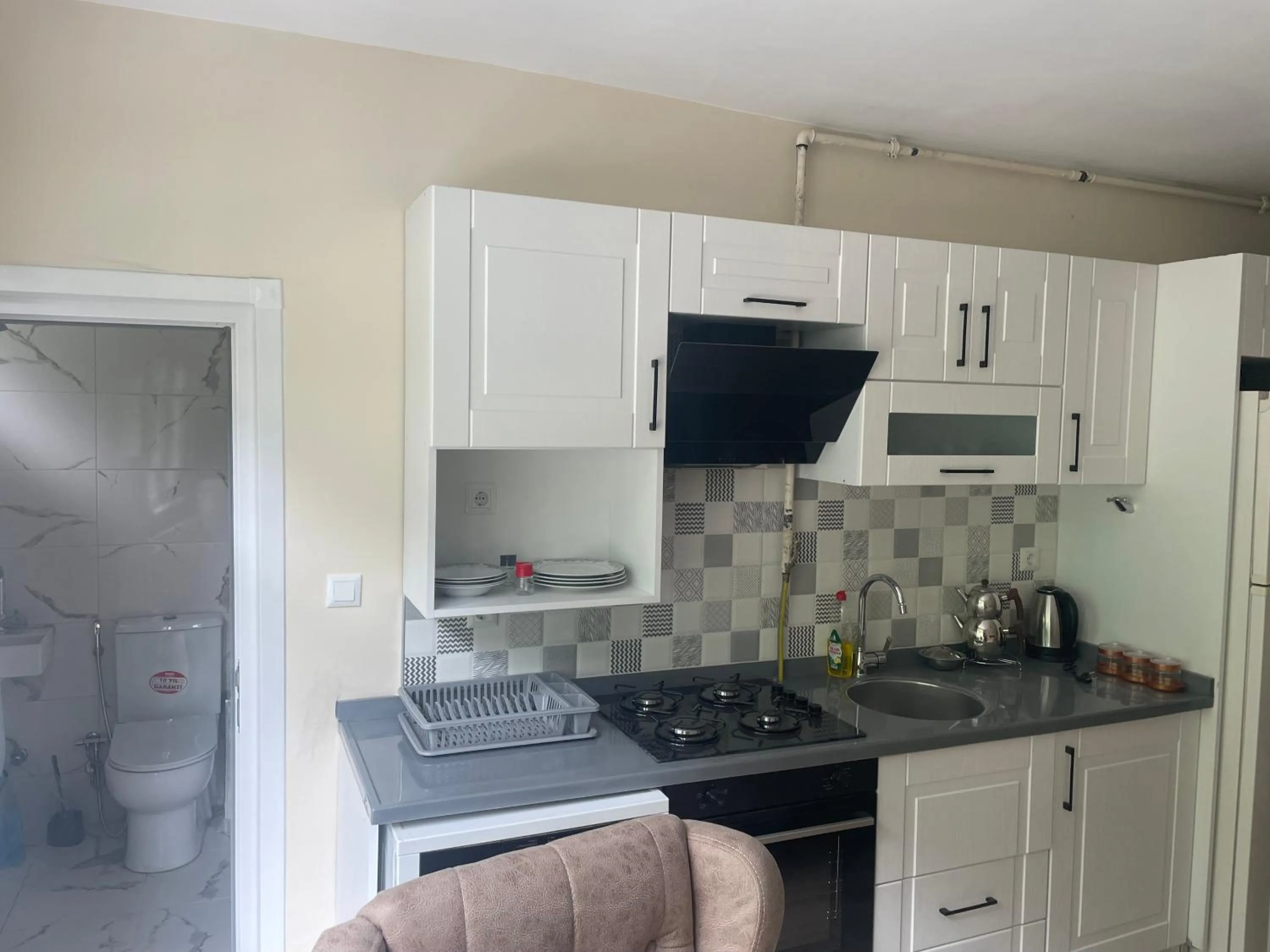 Kitchen or kitchenette in Eyüpsultan ABS Suites