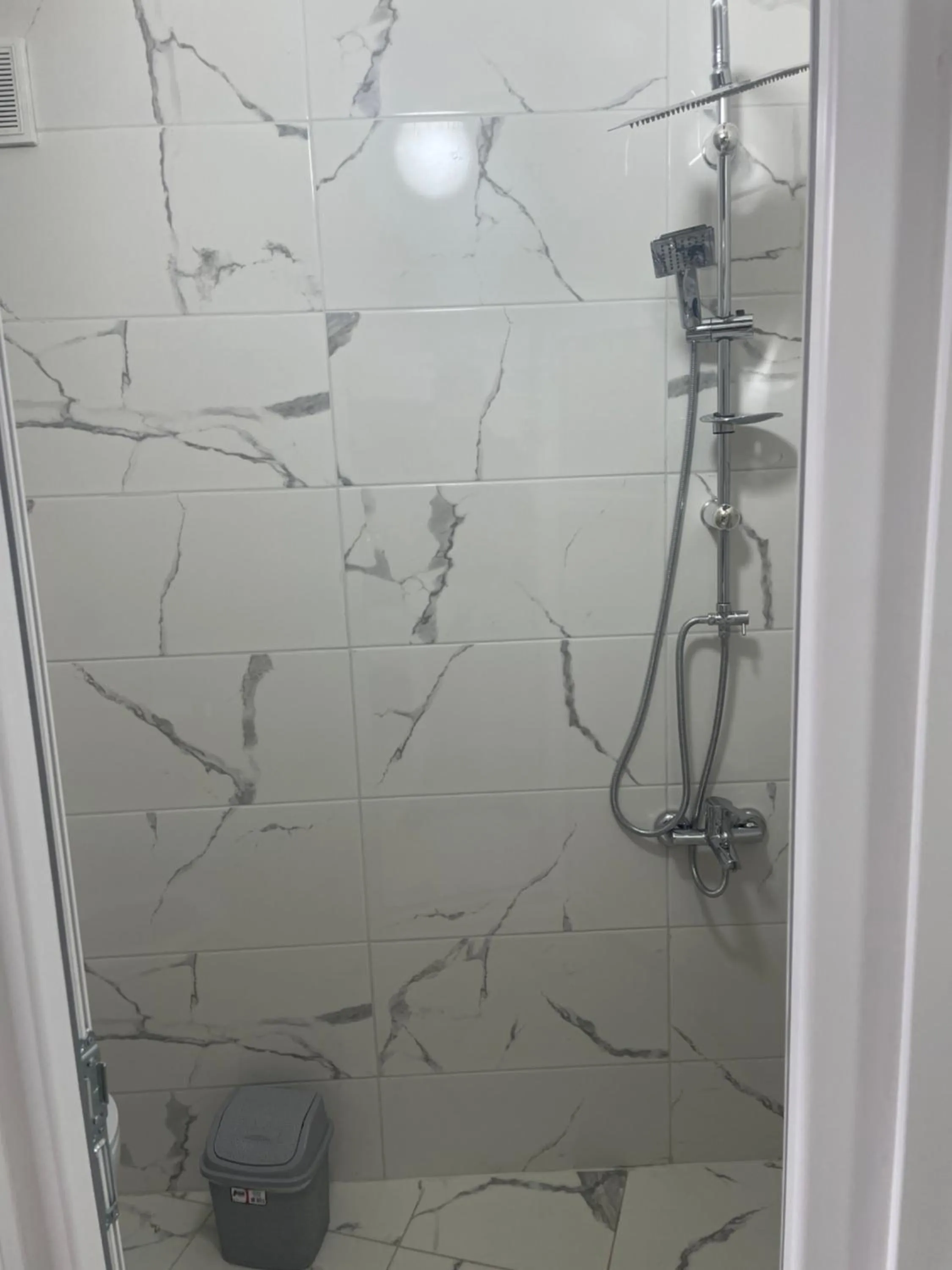 Shower in Eyüpsultan ABS Suites