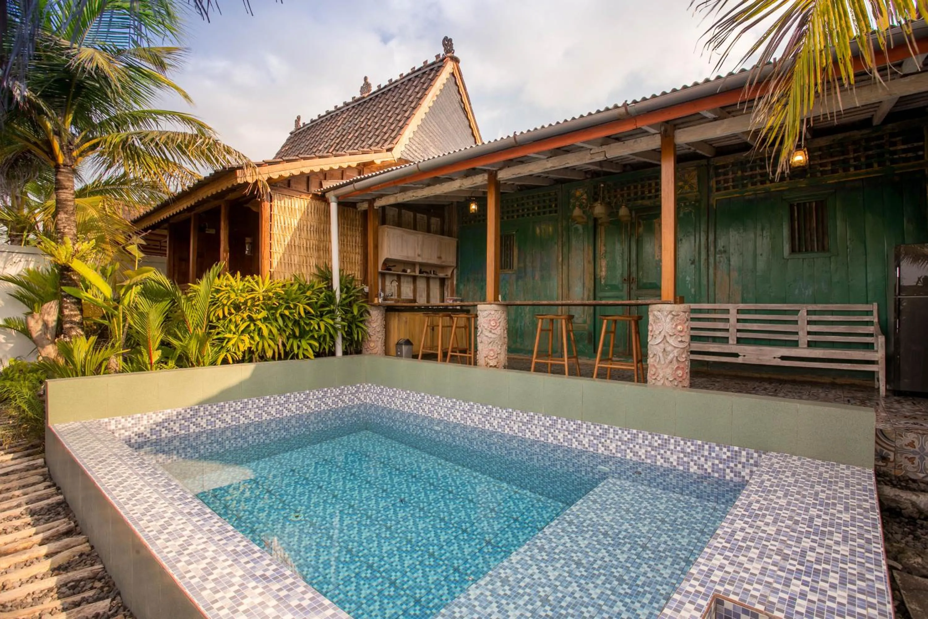 Swimming pool in Pondok Cap Oleng Guesthouse Canggu by Ecommerceloka