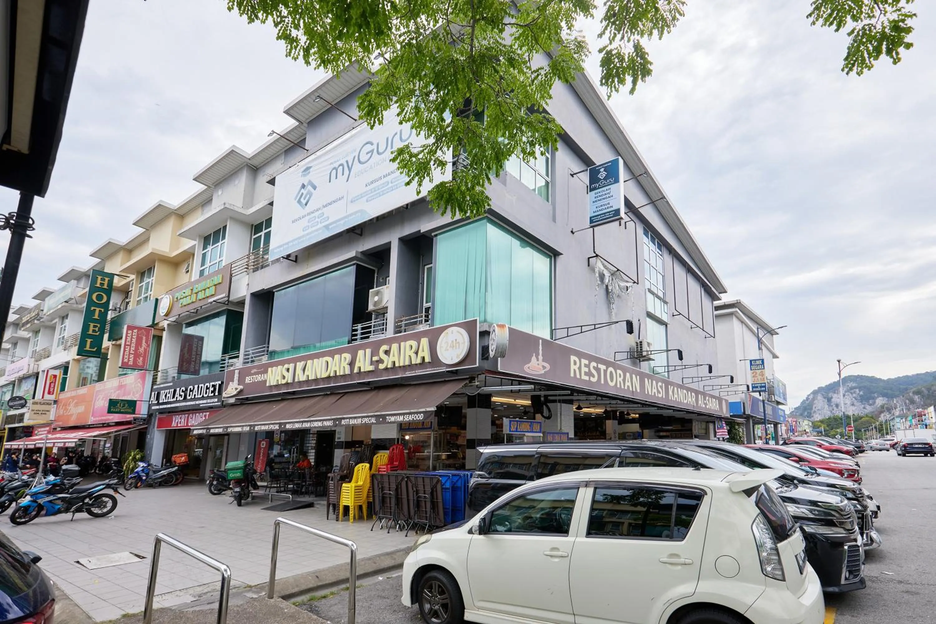 Property building in Hotel Inap Sri Gombak
