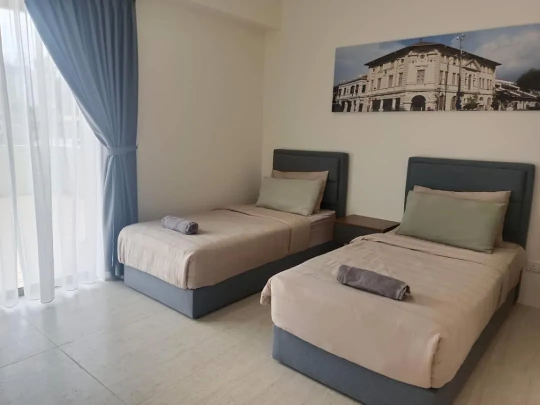 Bed in By The Sea Batu Ferringhi