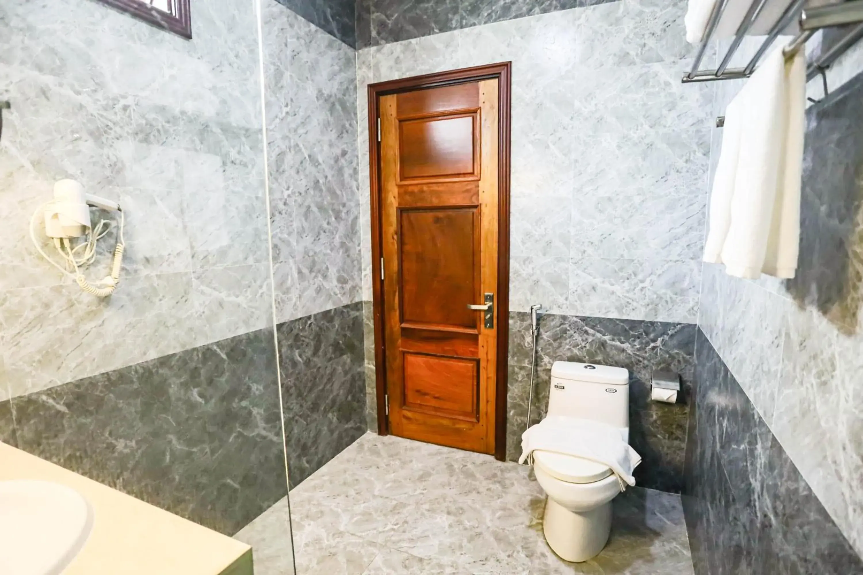 Superior Double Room in SeaColor Beachstay Danang Hotel by Haviland Superior Double Room in SeaColor Beachstay Danang Hotel by Haviland