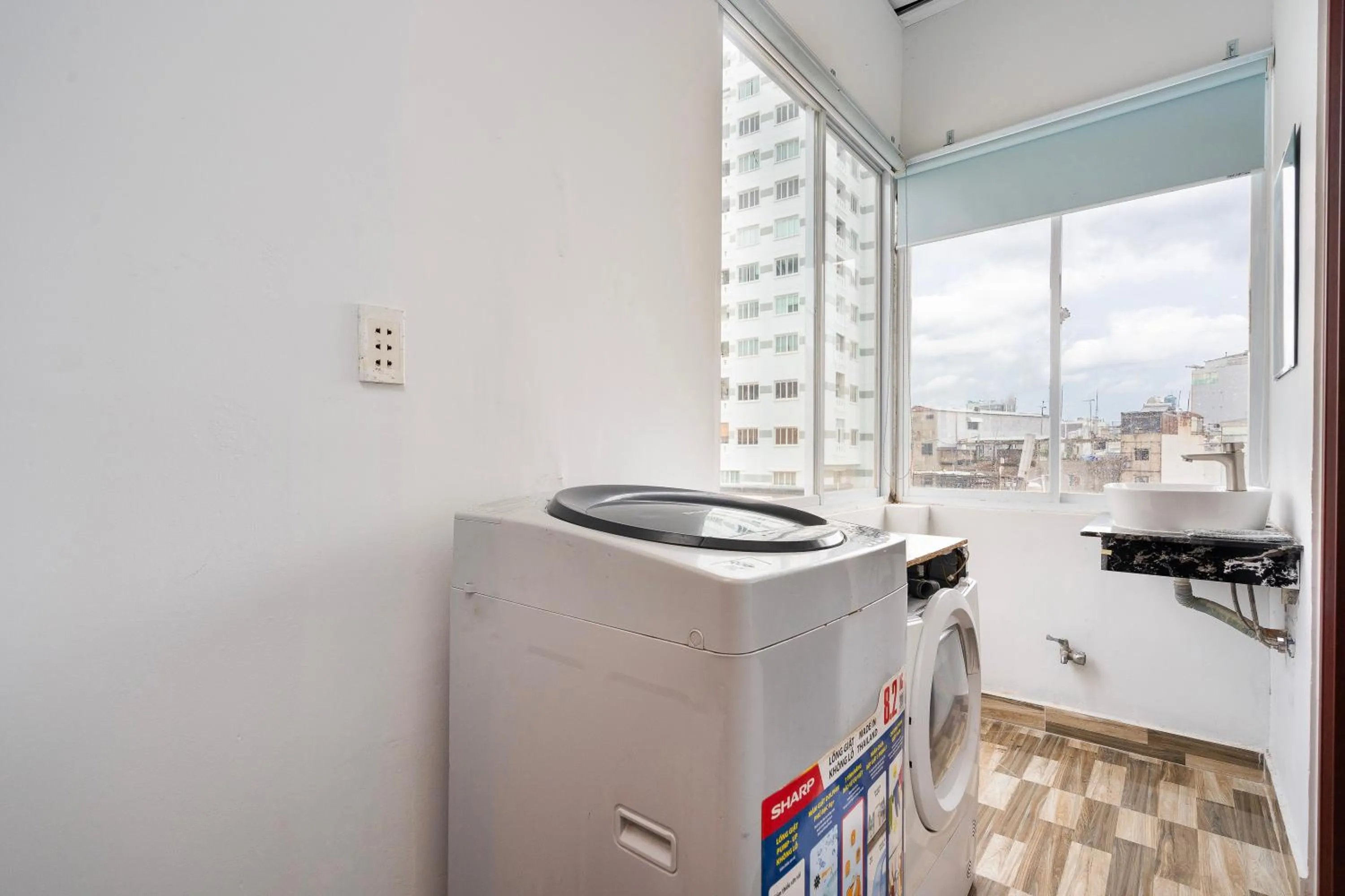 Ahu Hotel & Apartment