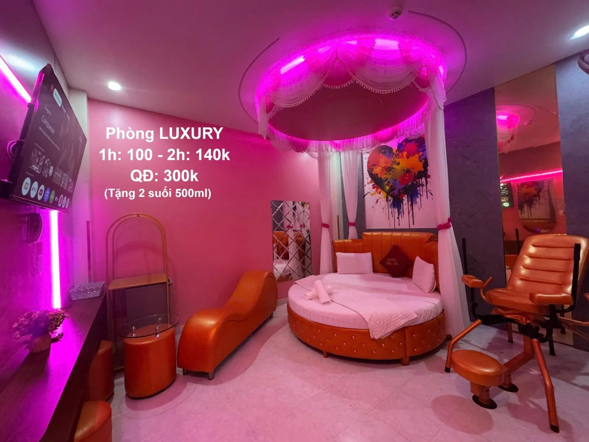 Bed in HOTEL THU HÀ