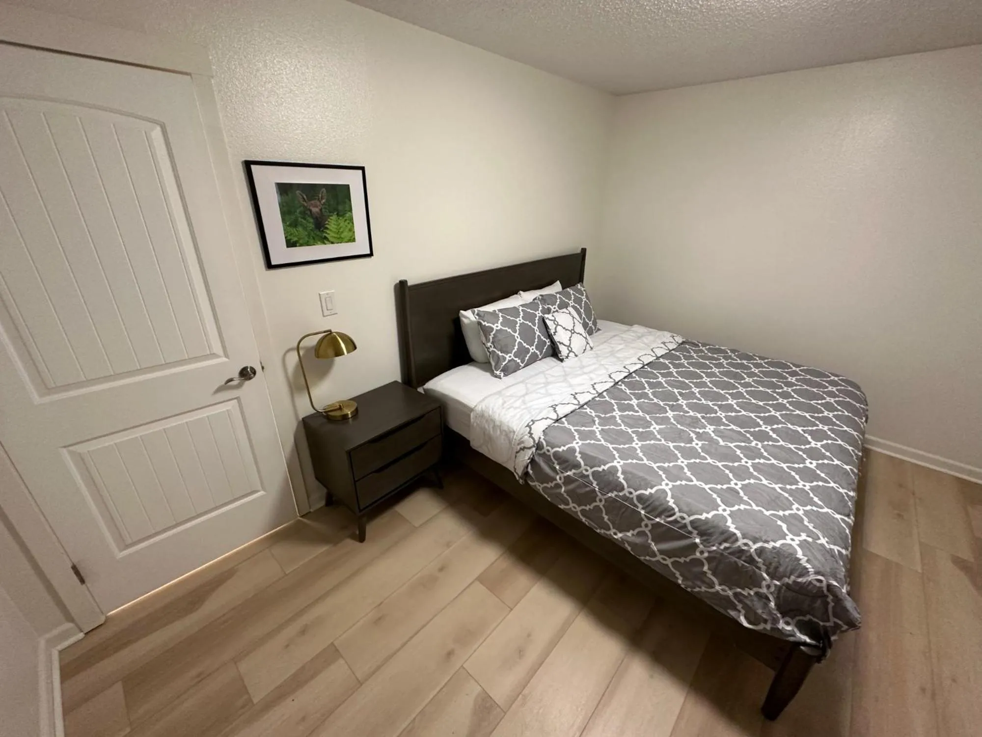 Stay Anchorage! Furnished Two Bedroom Apartments With High Speed WiFi