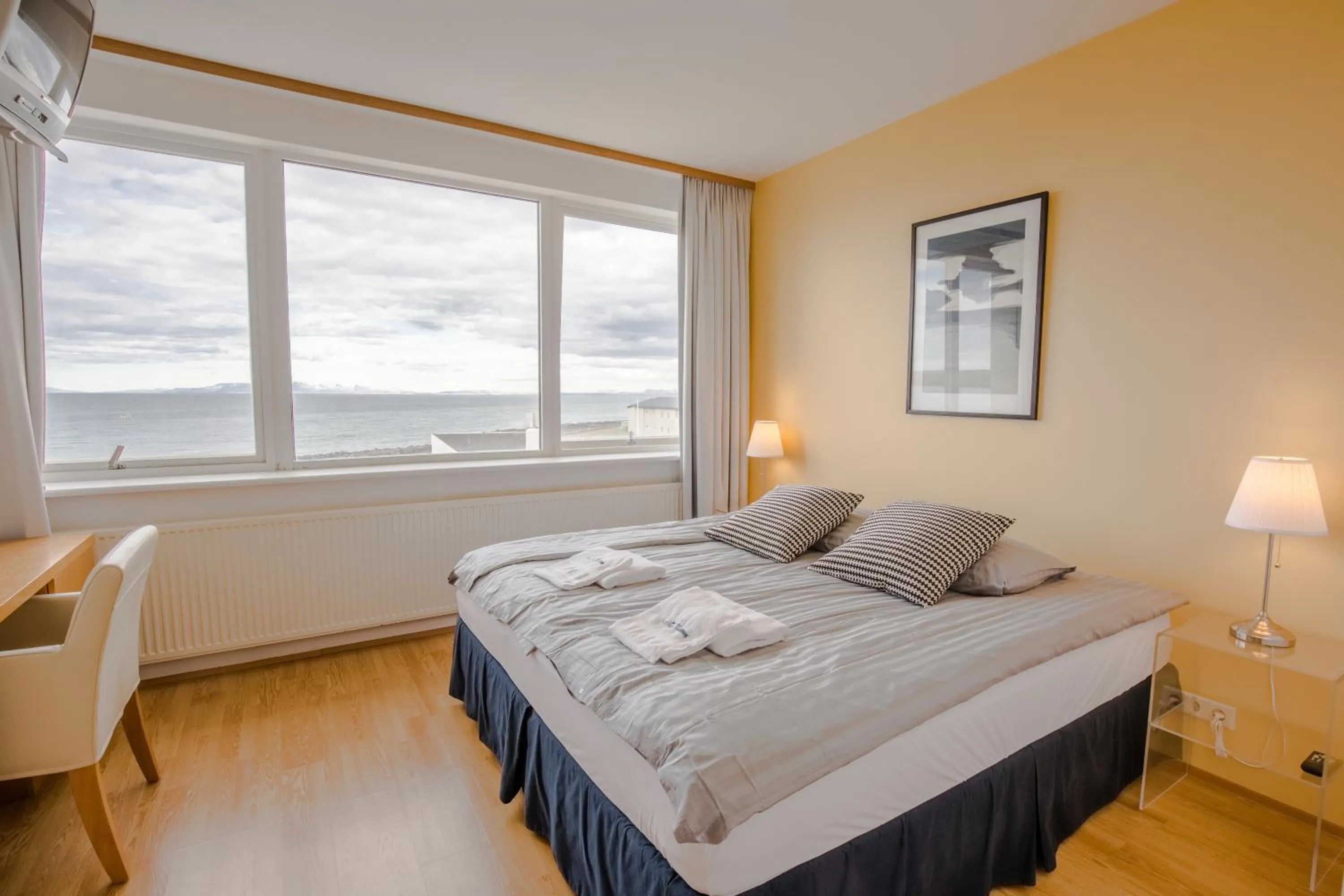 Bedroom, Bed in Hotel Keilir by Reykjavik Keflavik Airport