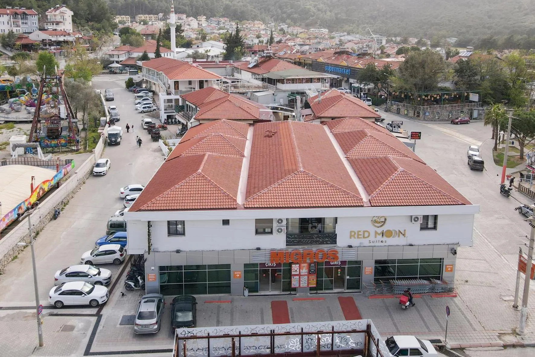 Property building in RED MOON SUITES