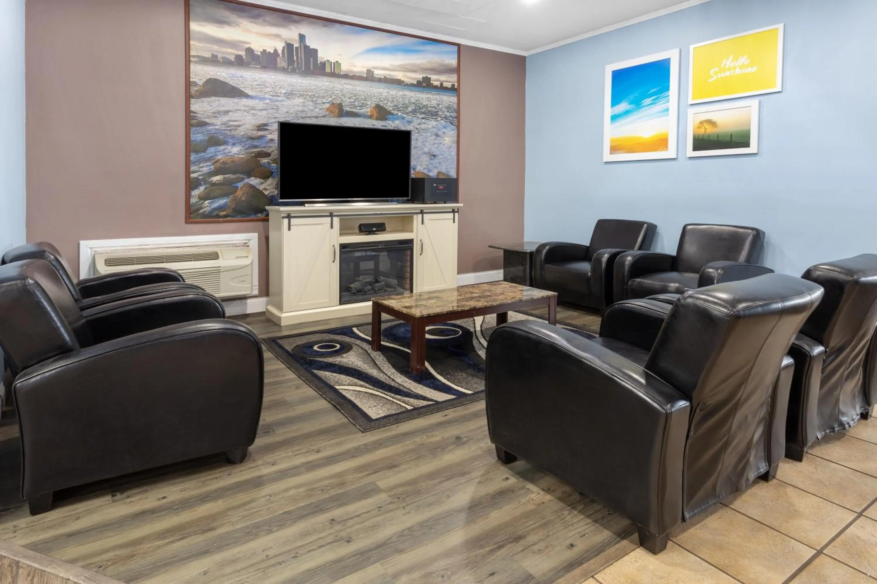 Lobby or reception in Travelodge by Wyndham Livonia Canton Novi Detroit Area