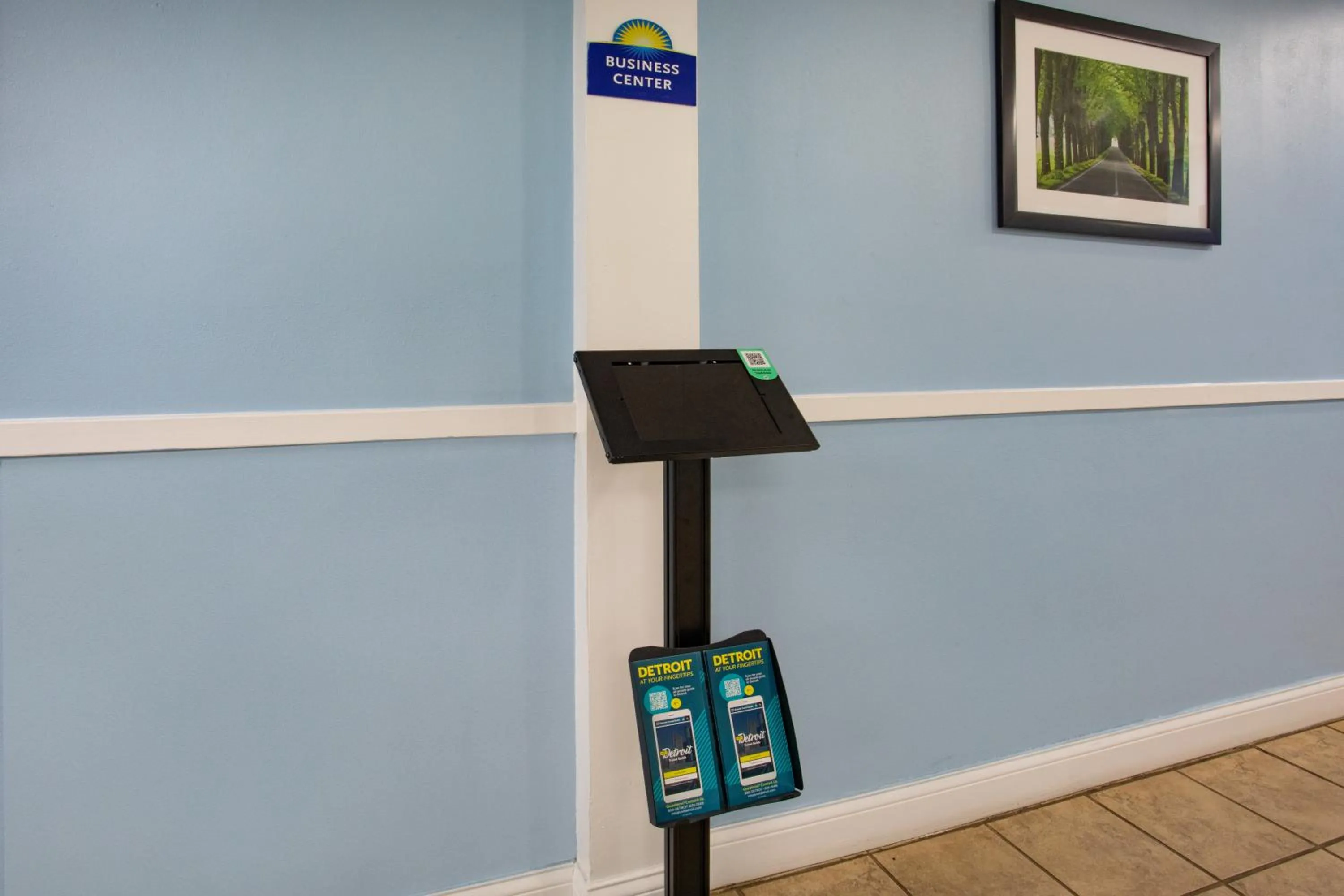 Business facilities in Travelodge by Wyndham Livonia Canton Novi Detroit Area