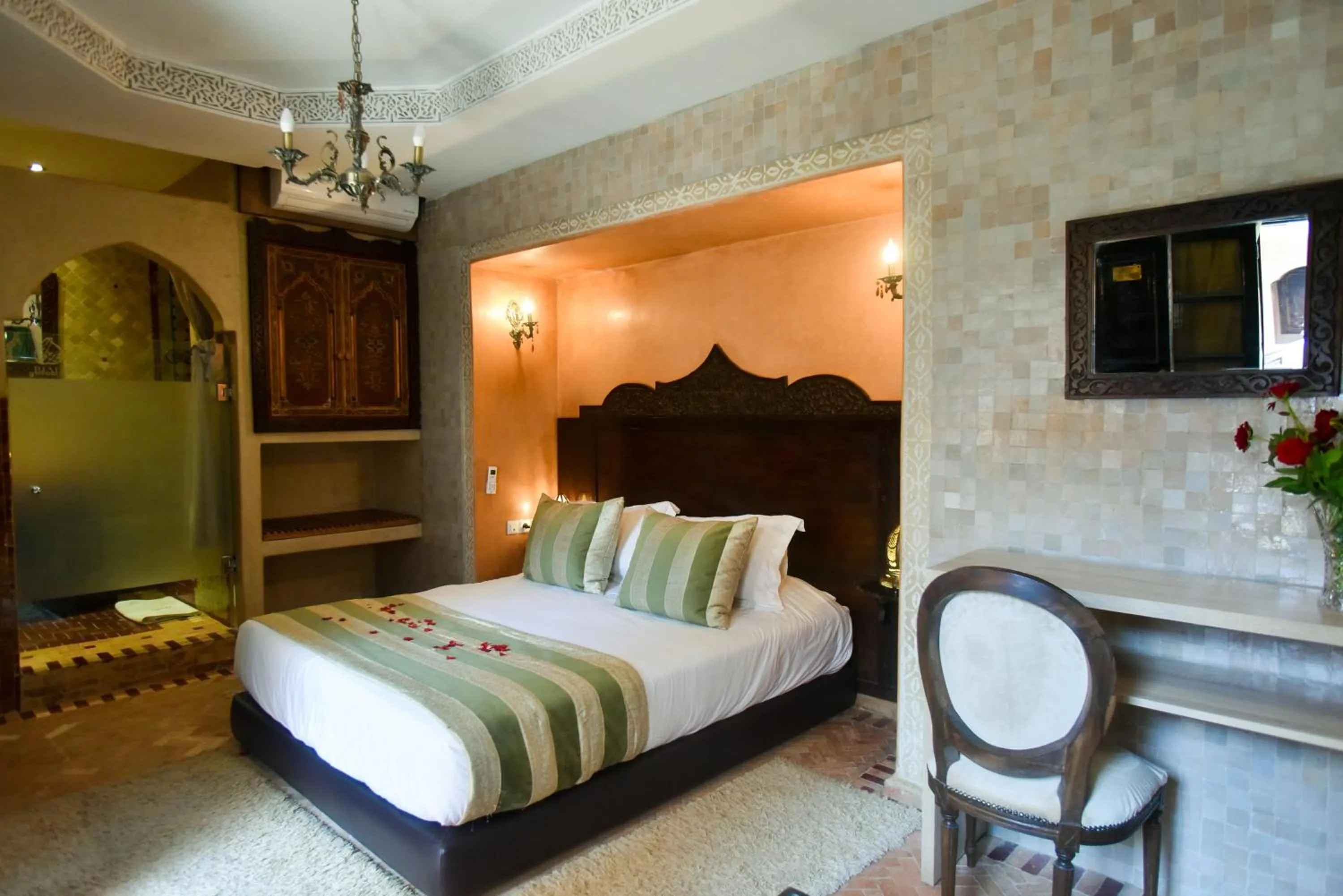 Bed in Riad Yacout