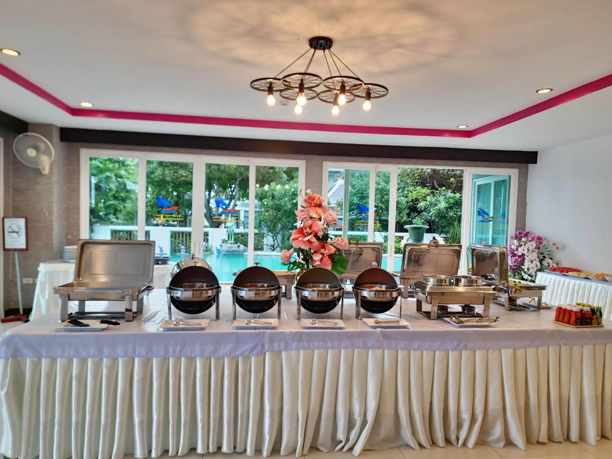 Restaurant/places to eat in The Sand Beach Pattaya