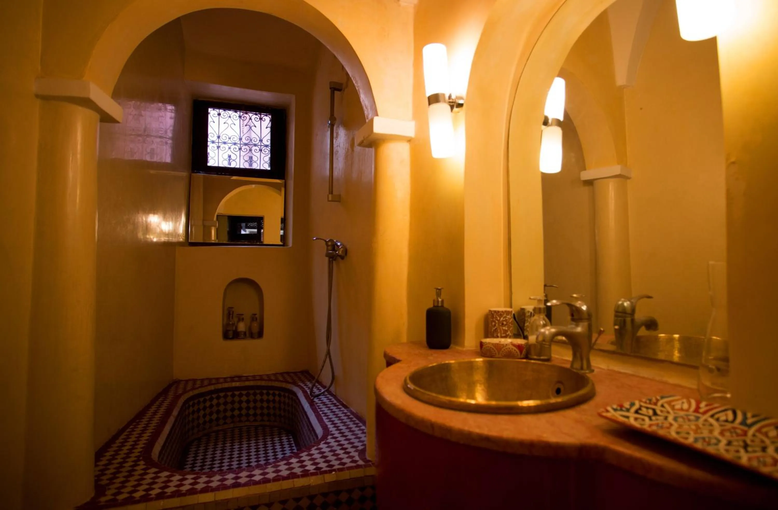 Bathroom in Riad Dar Zaya