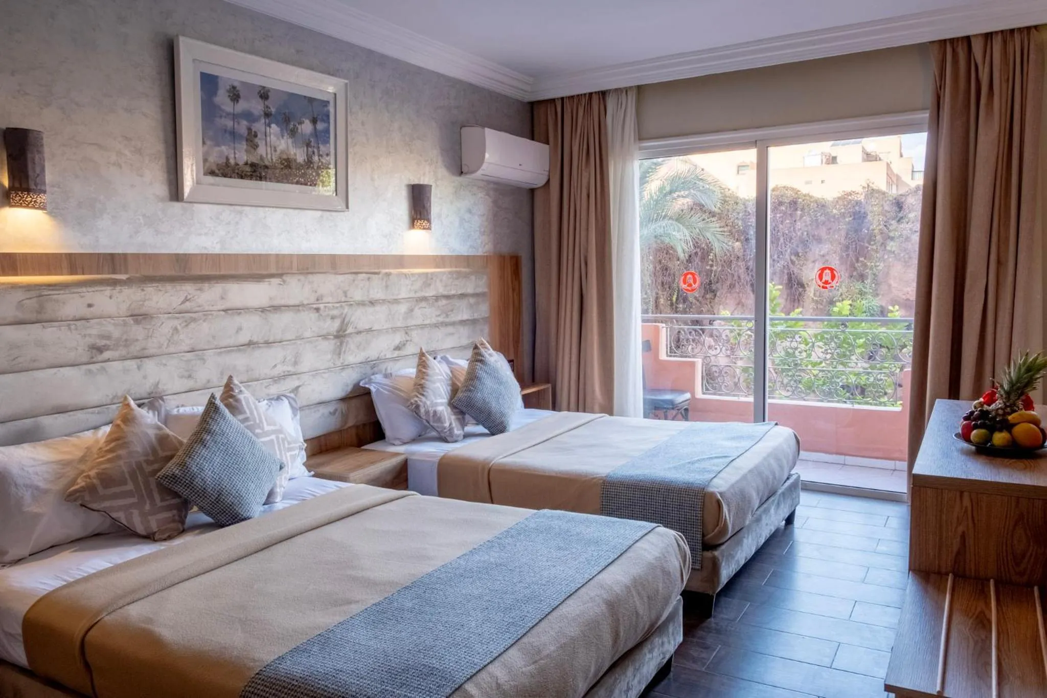 Bed in Imperial Holiday Hôtel & spa