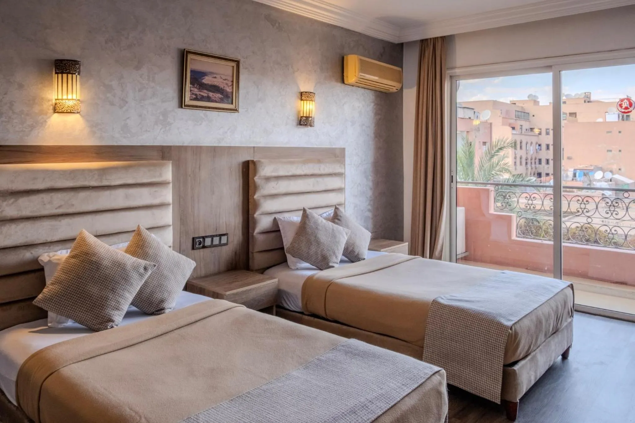 Bed in Imperial Holiday Hôtel & spa