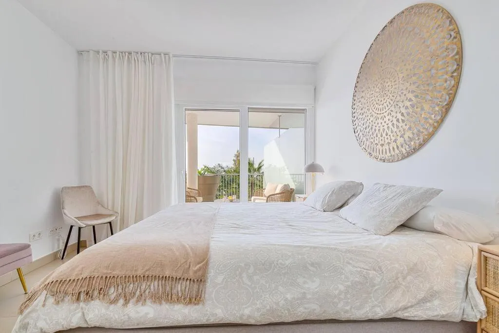 Stylish apartment with oceanview