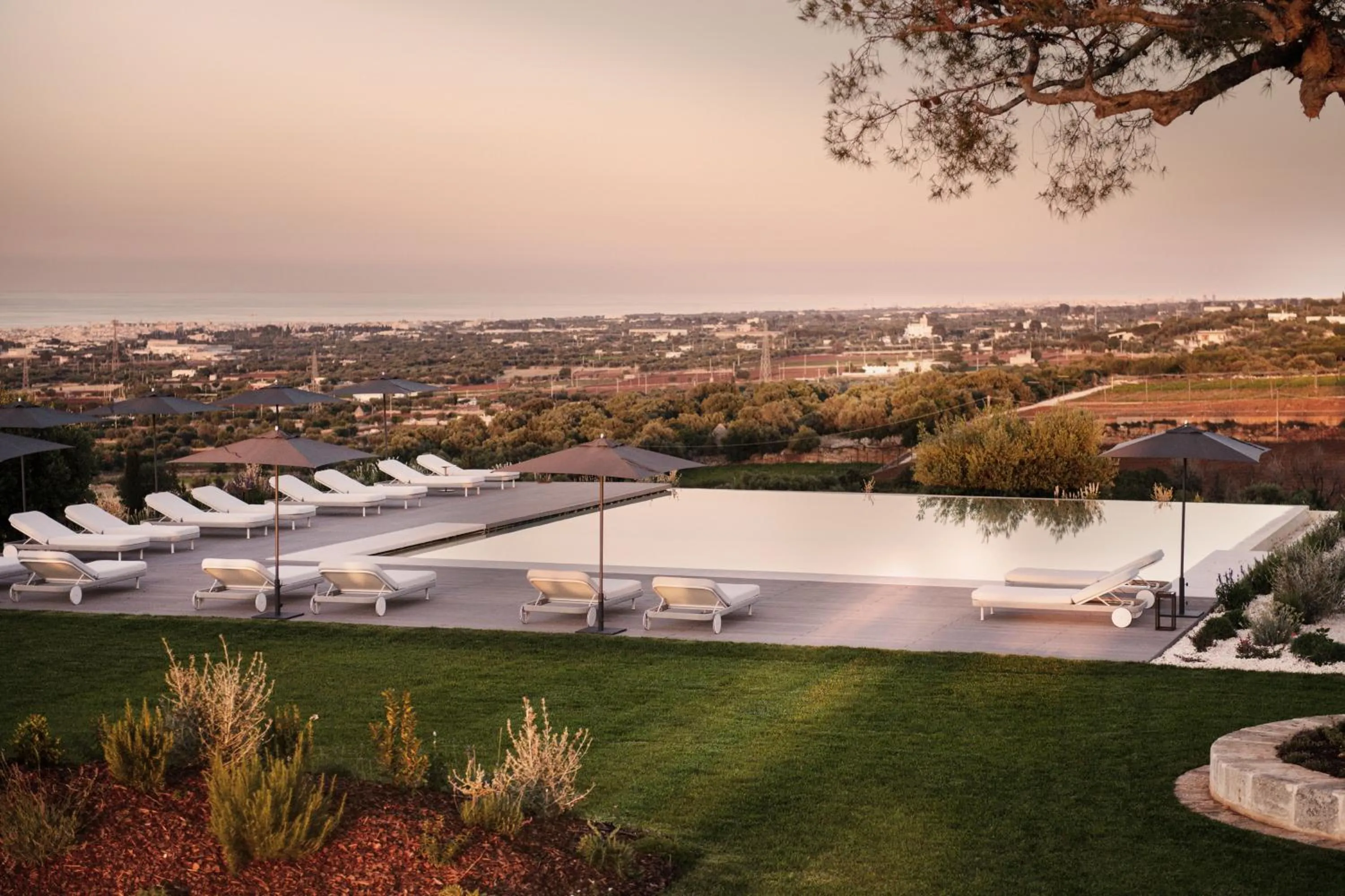 Pool view in Masseria Auraterrae