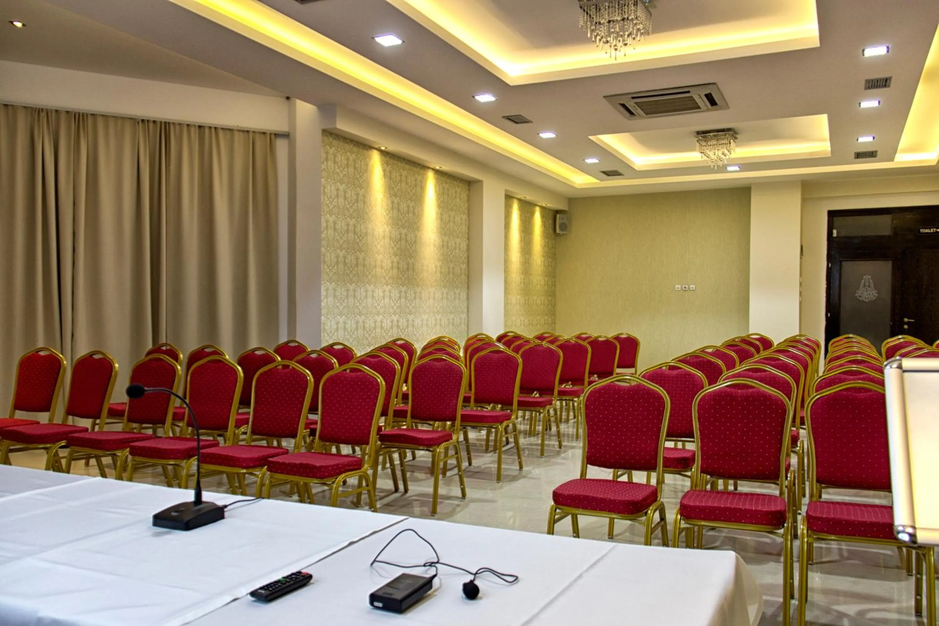 Meeting/conference room in Hotel Petrus