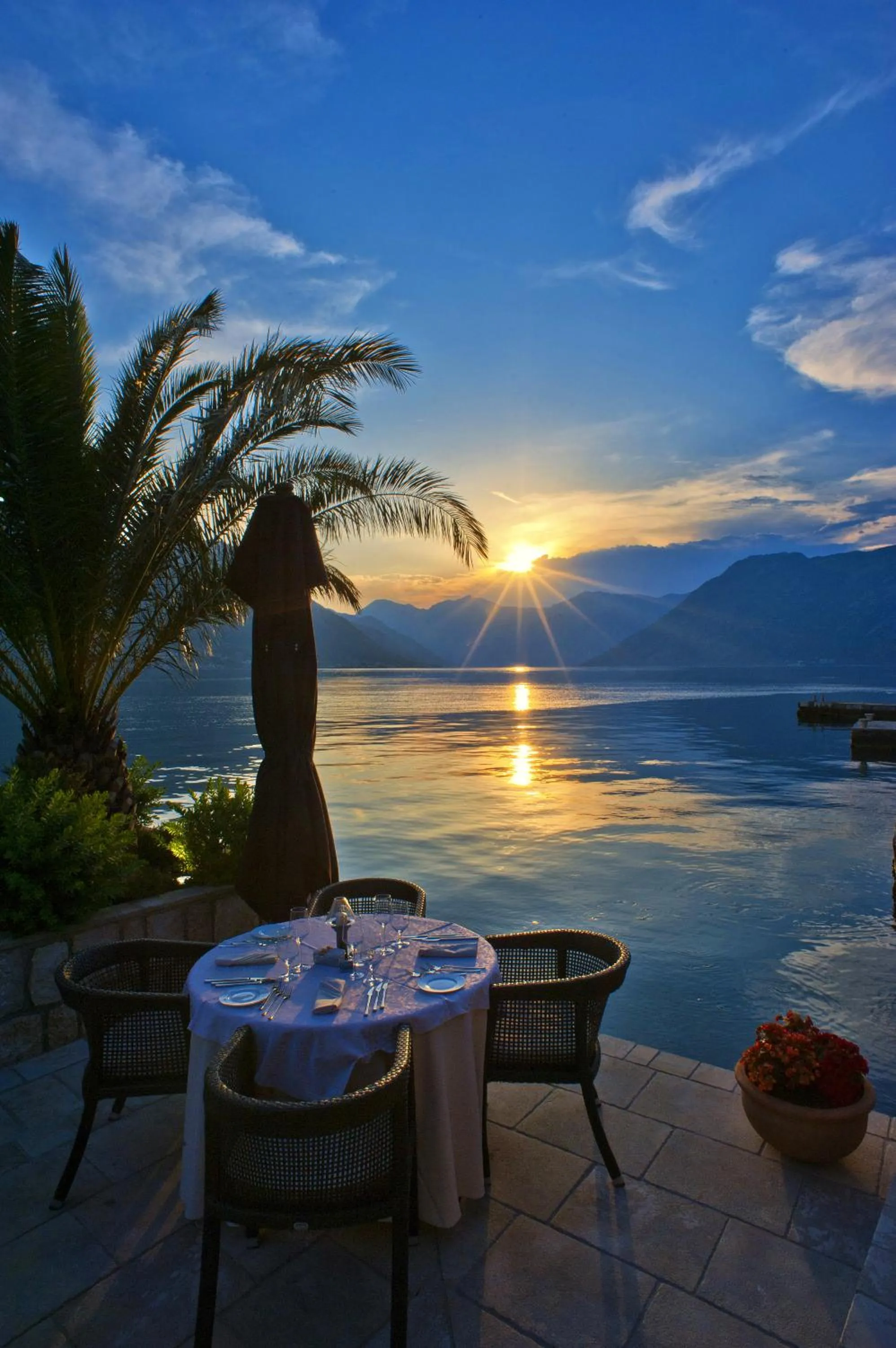 Restaurant/places to eat in Hotel Forza Mare