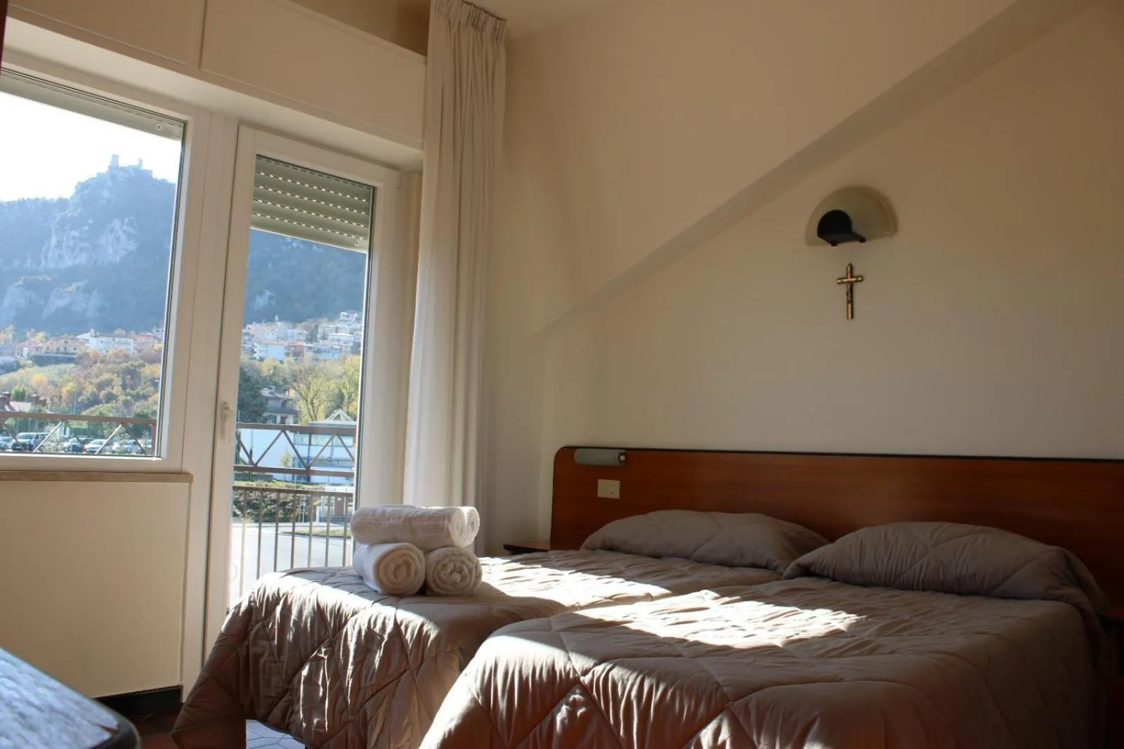 Bed in Hotel Crocenzi