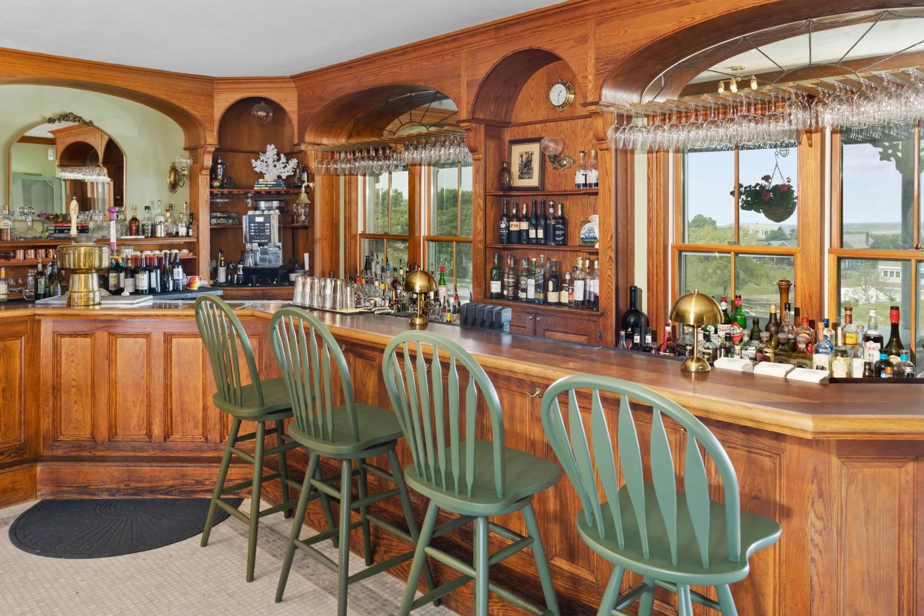 Lounge or bar in Atlantic Inn