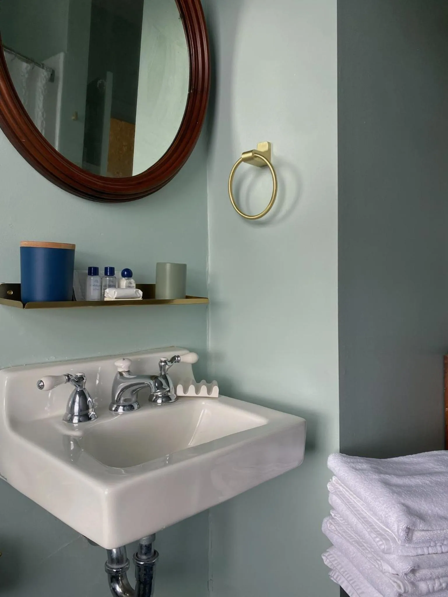 Bathroom in Atlantic Inn