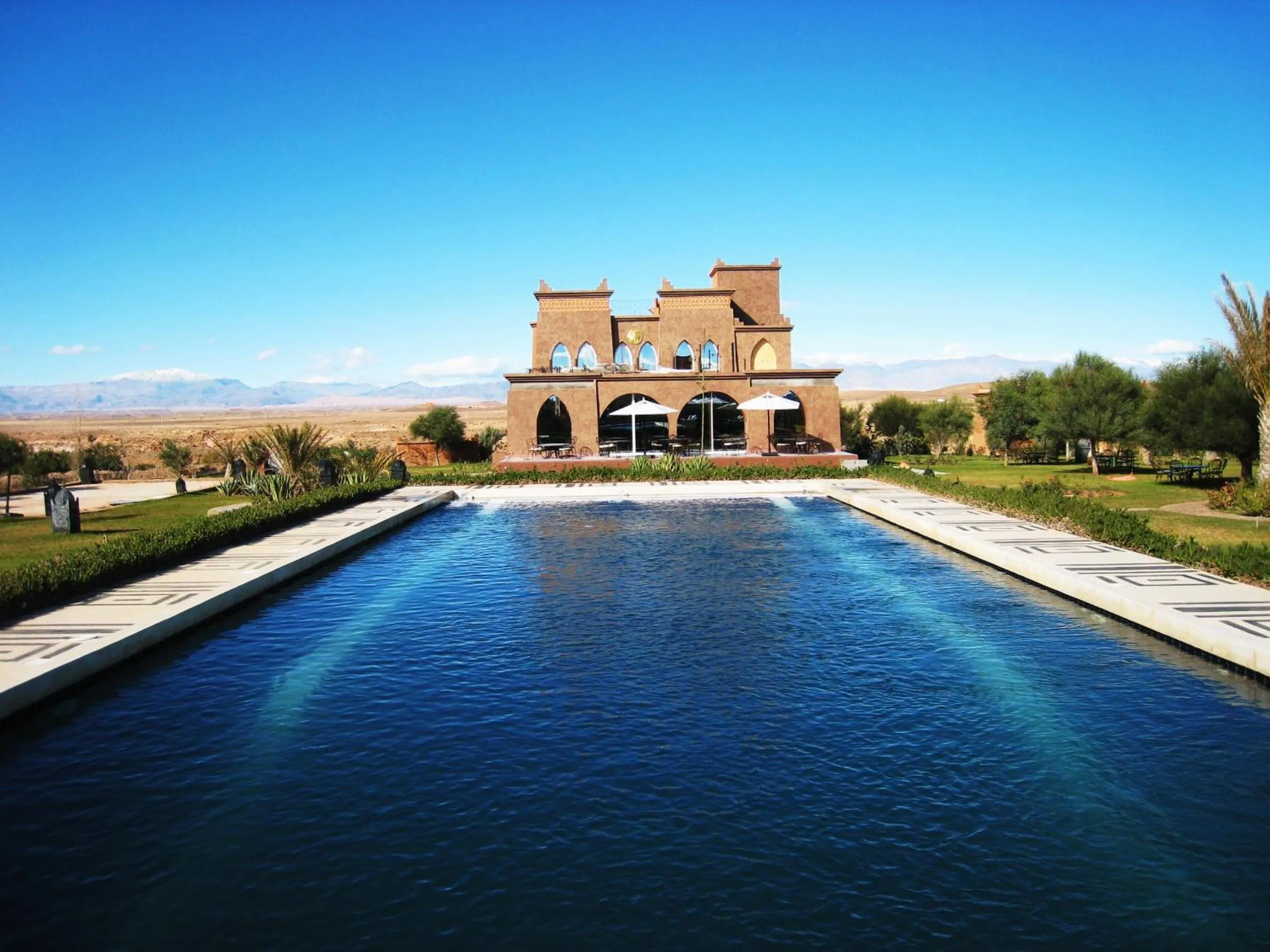 Swimming pool in Sultana Royal Golf